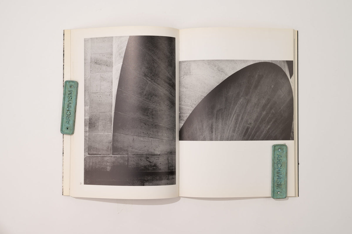 Feux et Ombres de Pierres, Suzanne Donnelly Jenkins, 1990 Art Book — side angle