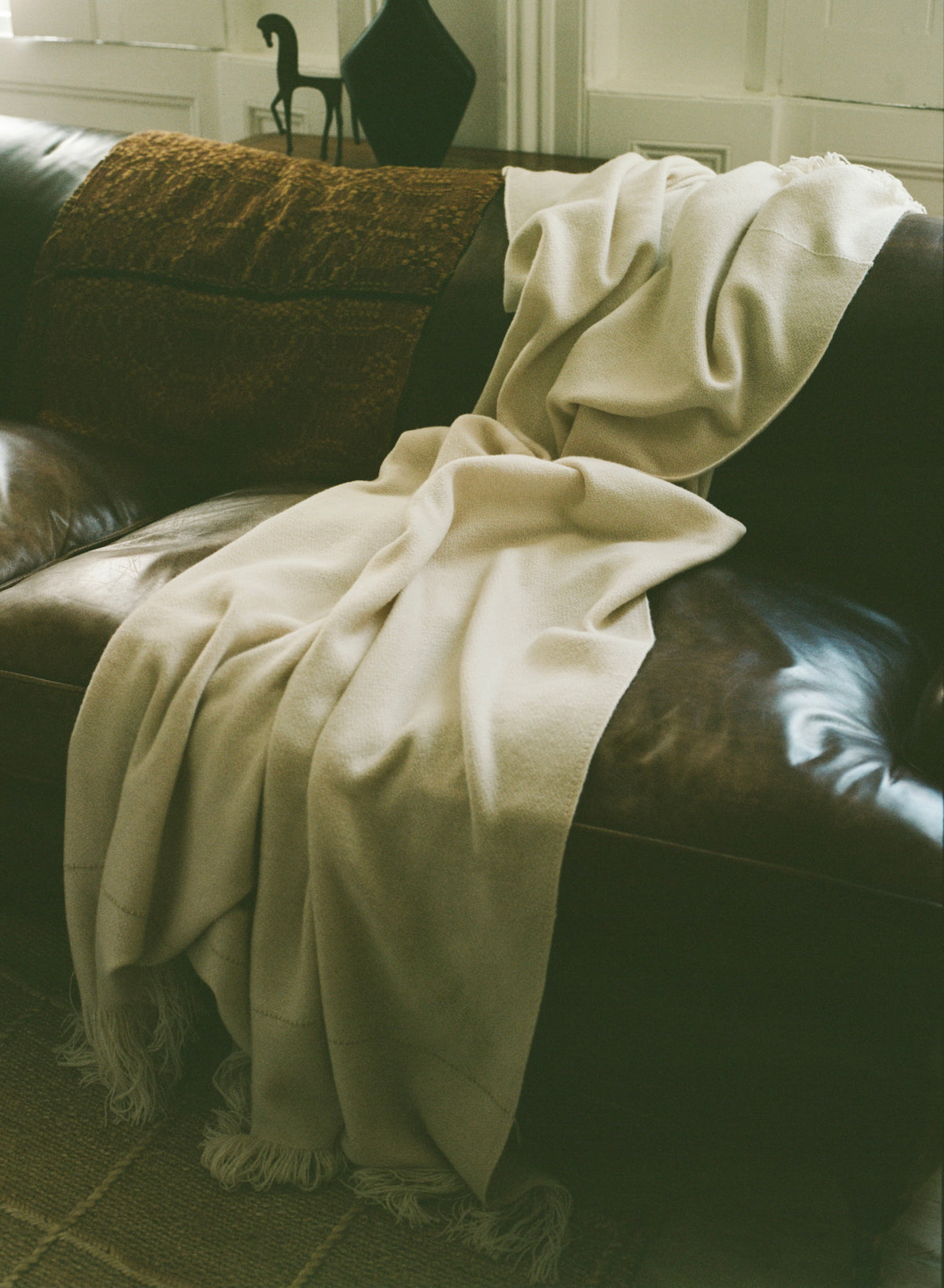Edition 03 - Sillon - Lin — lifestyle setting