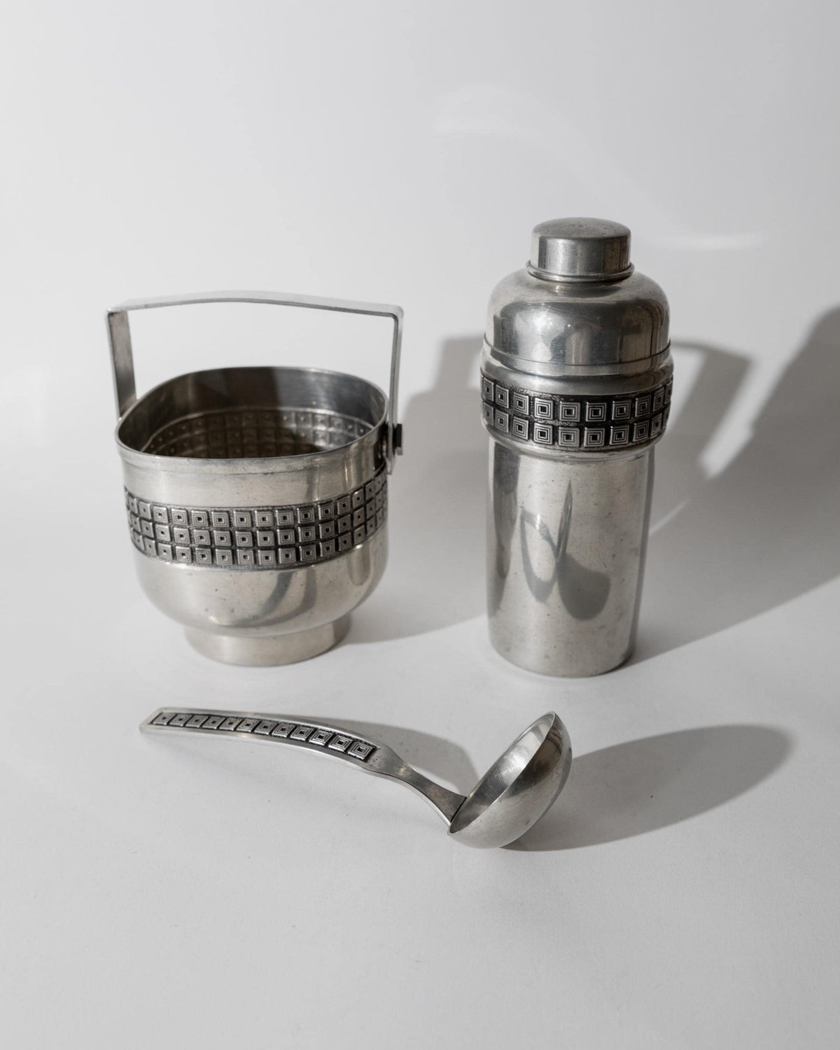 Vintage 1960s Pewter Cocktail Set, Shaker with Strainer Lid and Ice Bucket with Scoop, Art Deco Pattern Design, Elegant Barware, Gift Idea — in context