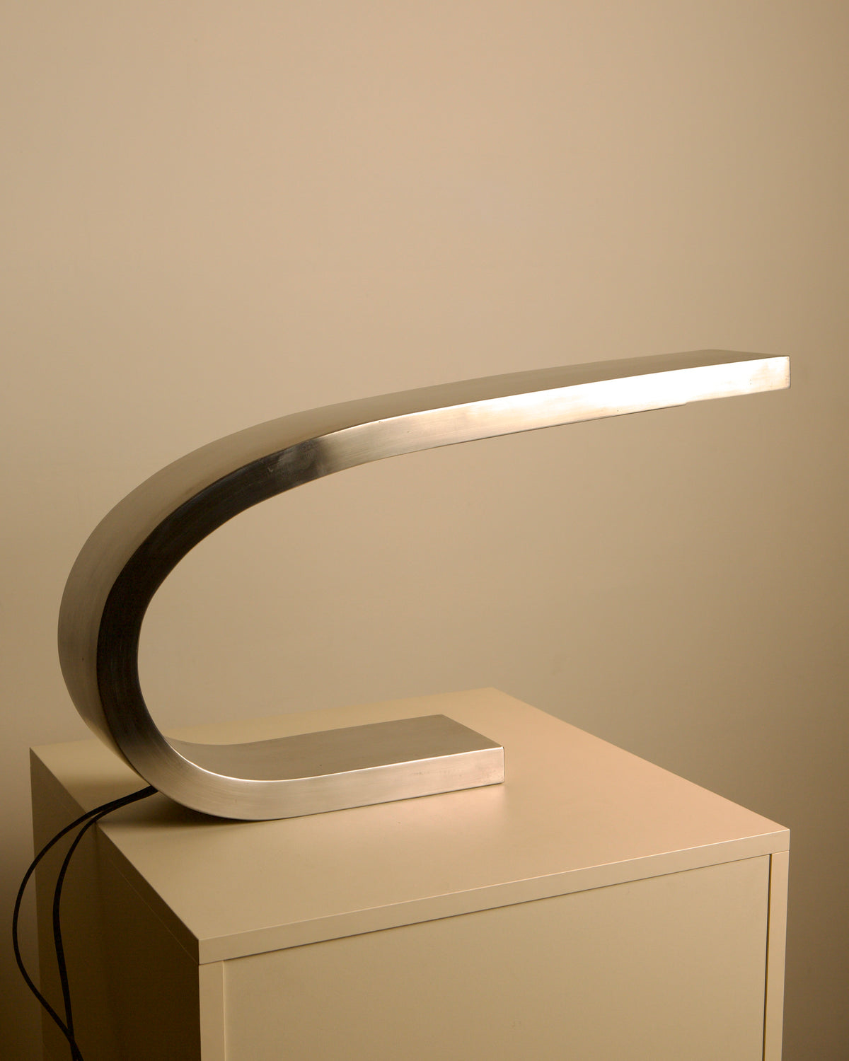 Desk lamp by Carlos M. Serra for Carpyen 70's by Treaptyque | The Oblist