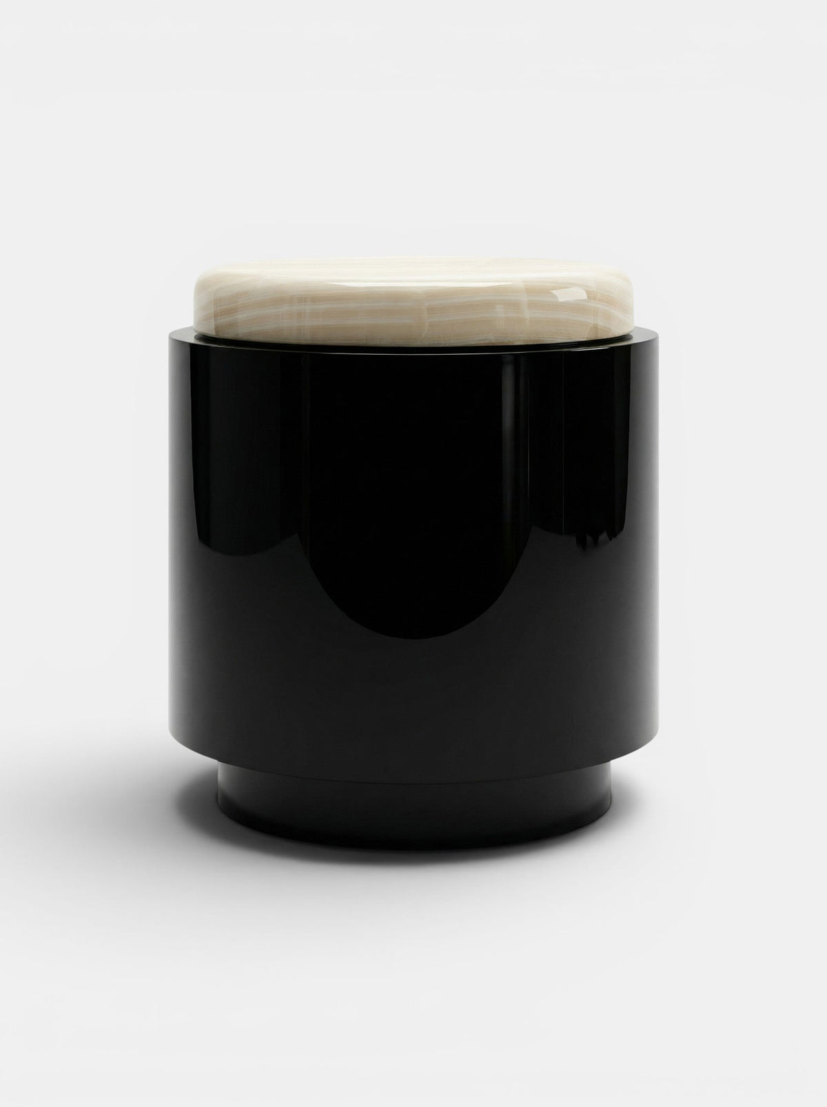 Pompon Black And Ivory Onyx — side angle