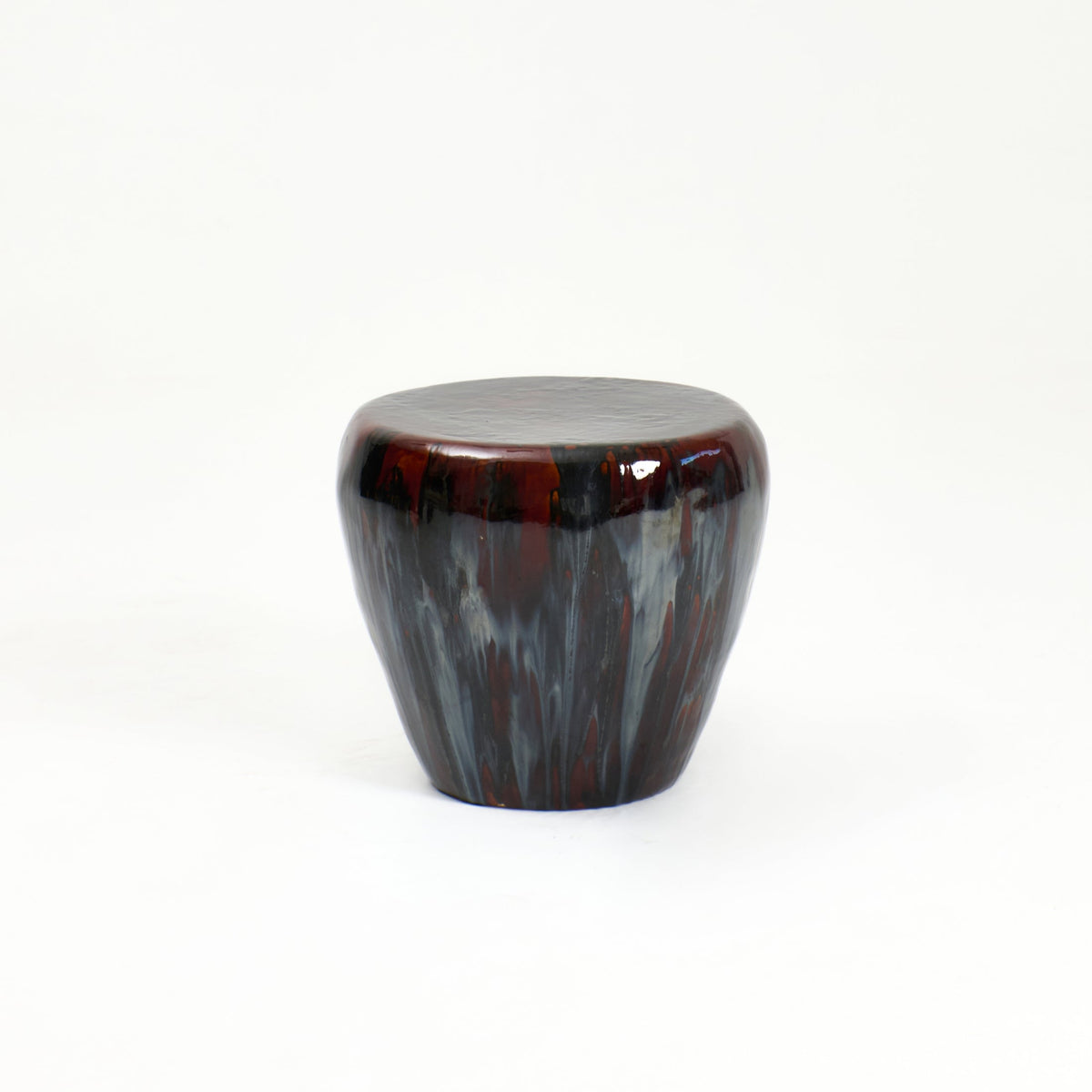 Ceramic Side Table (medium) — side view highlighting glossy dark finish