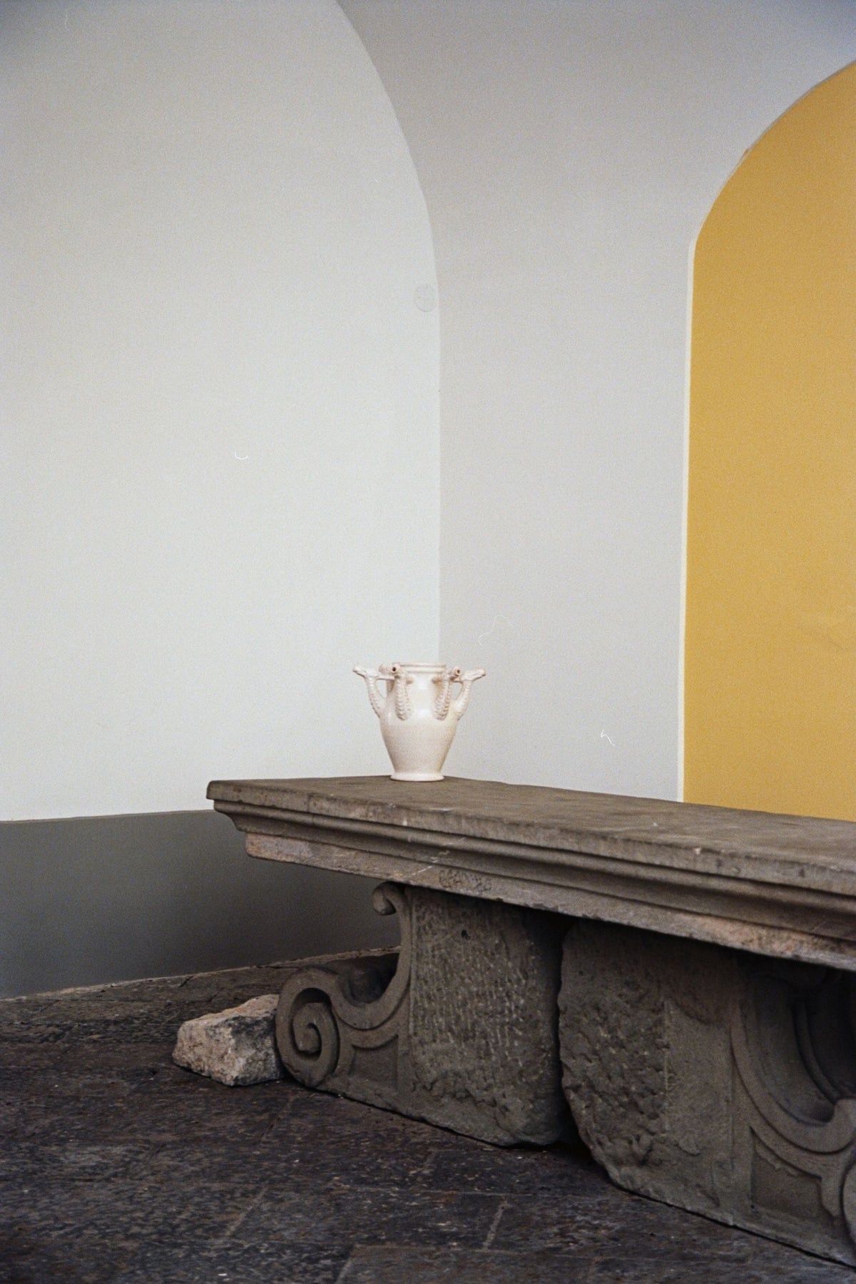 The Drago Bianco - Minimalist Vase in Ceramic — top view on stone table