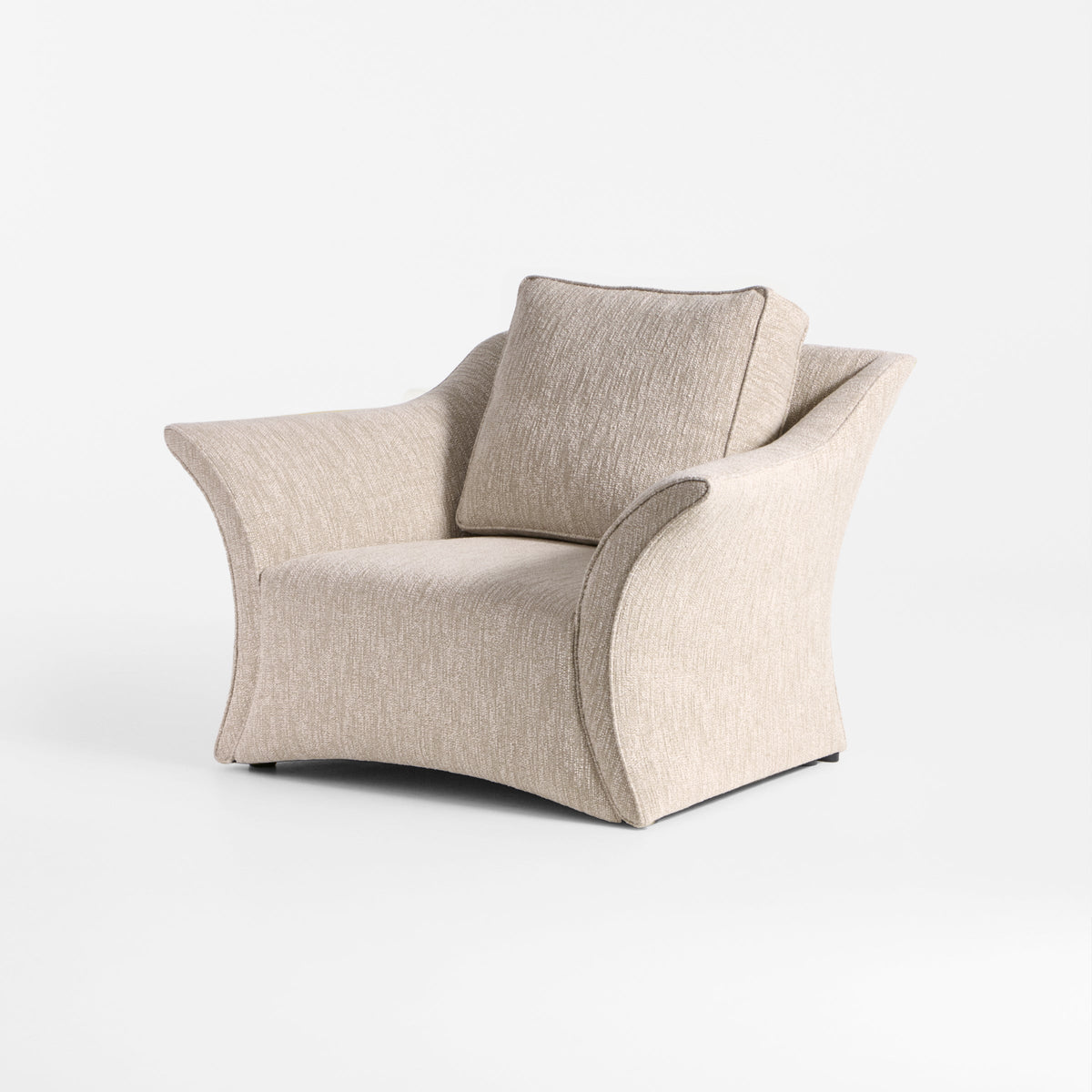 Perícia Lounge Chair — detail view