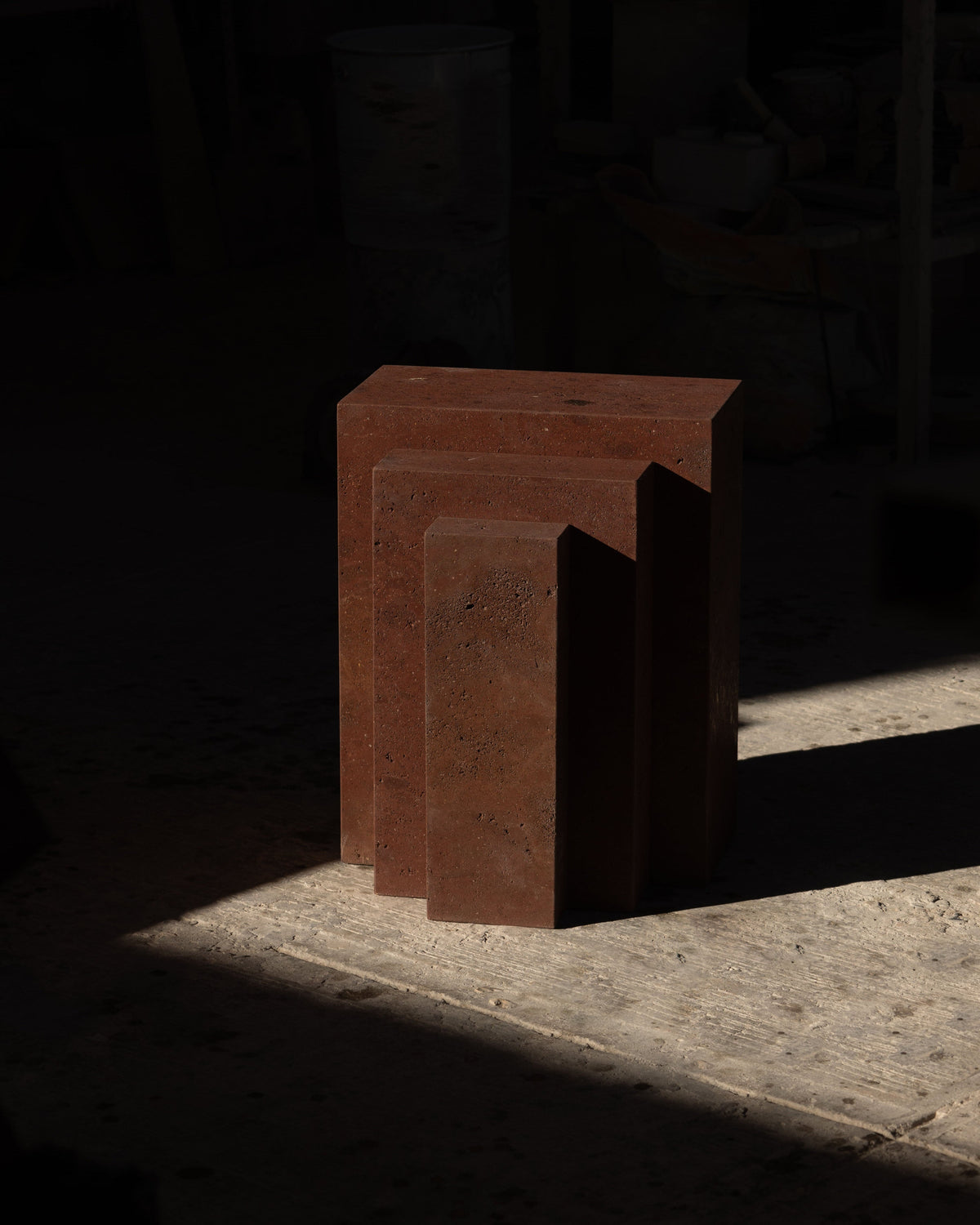 'Coa' Side Table Tezontle — close-up