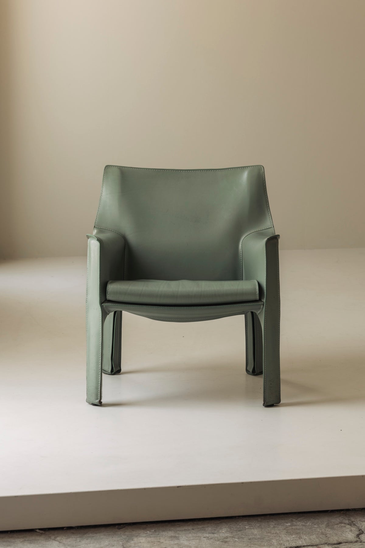 Rare Set of 8 CAB 414 Armchairs by Mario Bellini for Cassina – Sage Green Saddle Leather — close-up