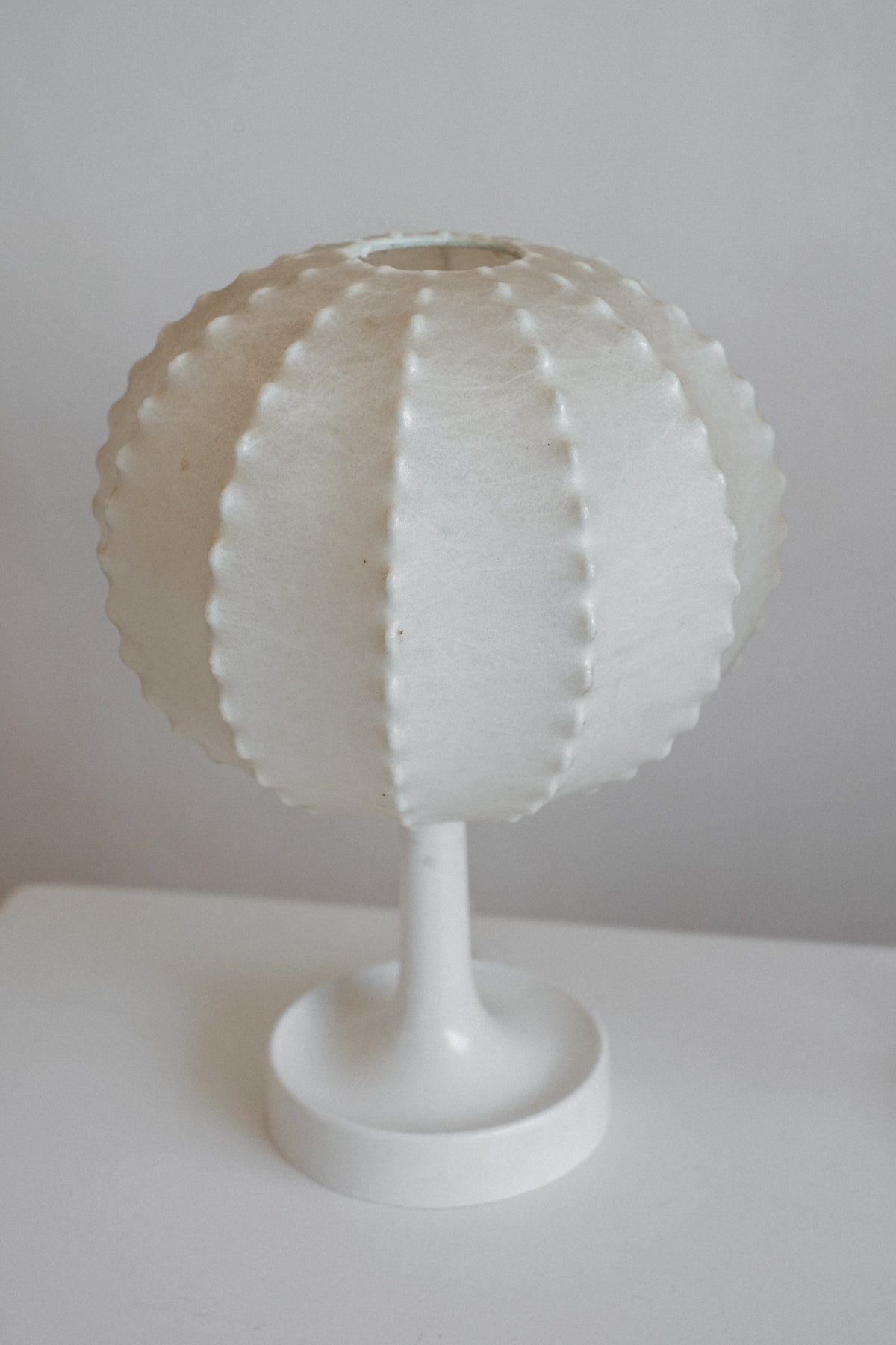 Pair of Cocoon Table Lamps by Friedel Wauer for Goldkant Leuchten, 1970s — close-up