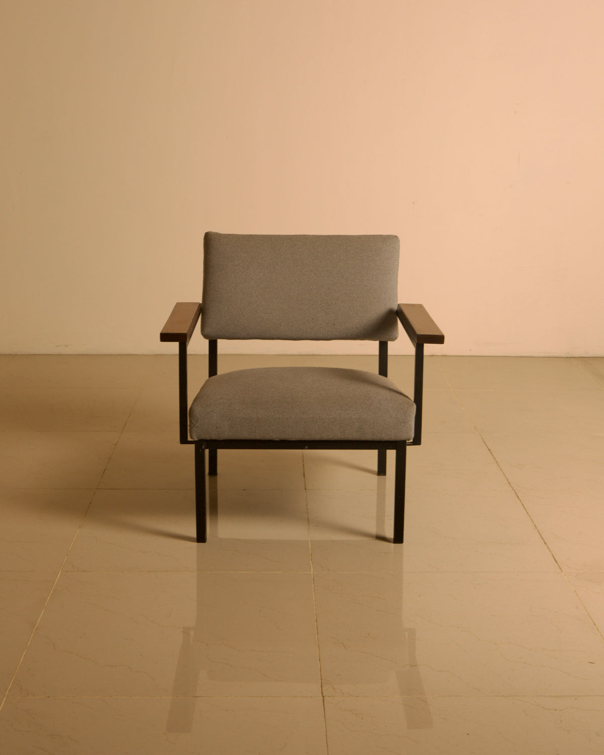 Lounge Chair by Gijs van der Sluis, 1960s — top view of gray fabric seat