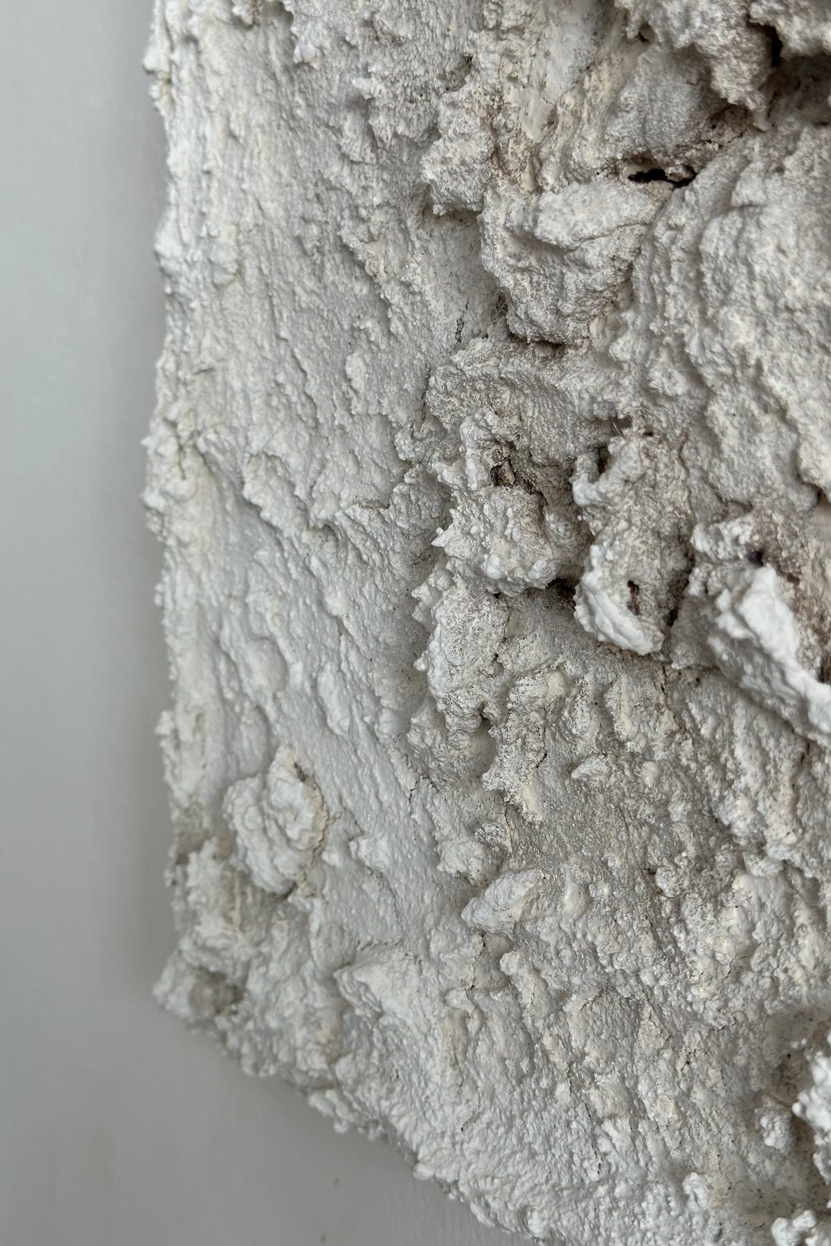 'SUSPIRIUM 10' sculptural wall art — alternate view