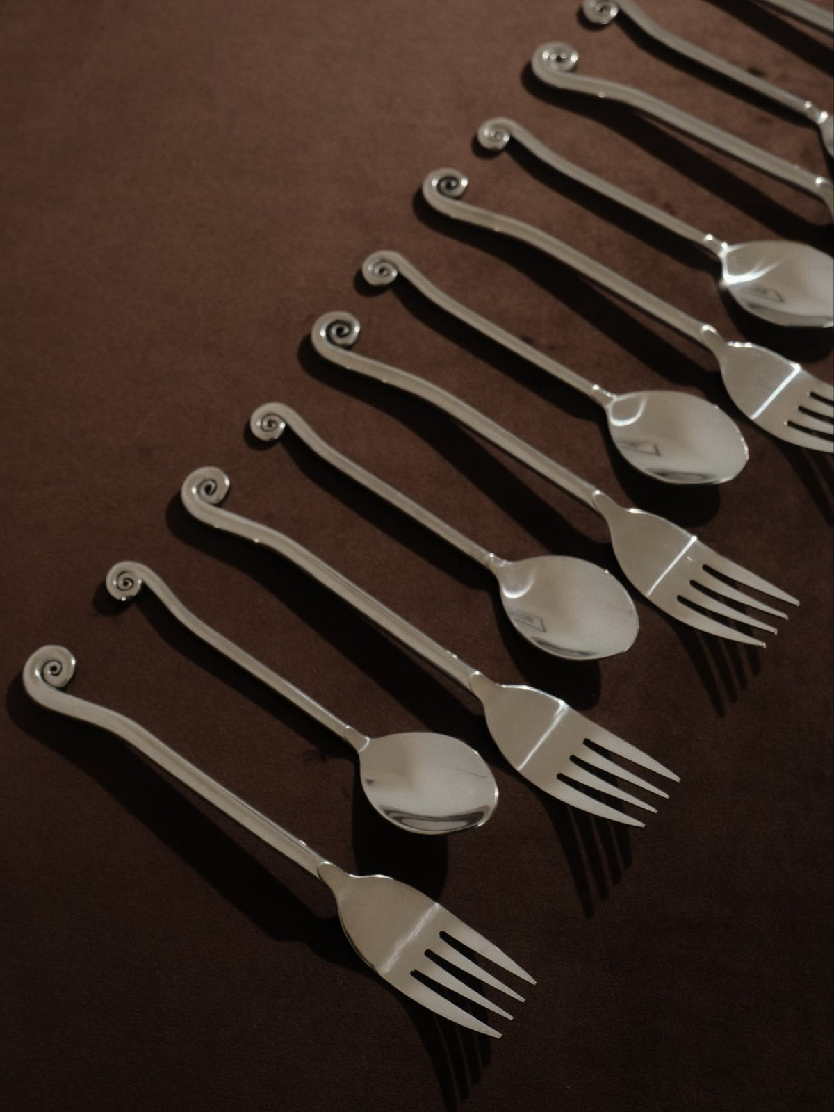 12-Piece Inox Cutlery Set with Spiral Handles — detail view
