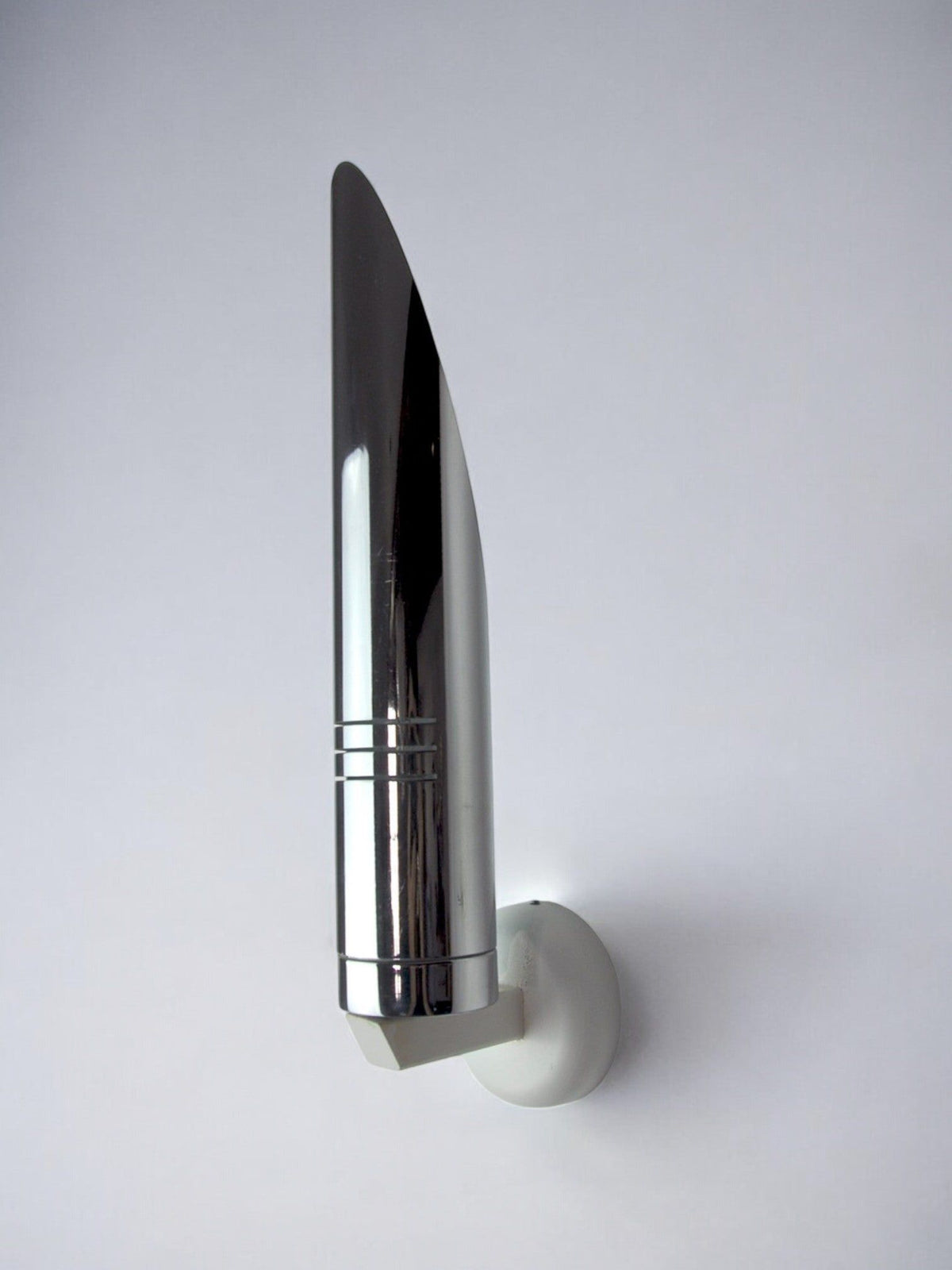 Tubular Space Age Wall Lamp, Italy, 1970s — detail view
