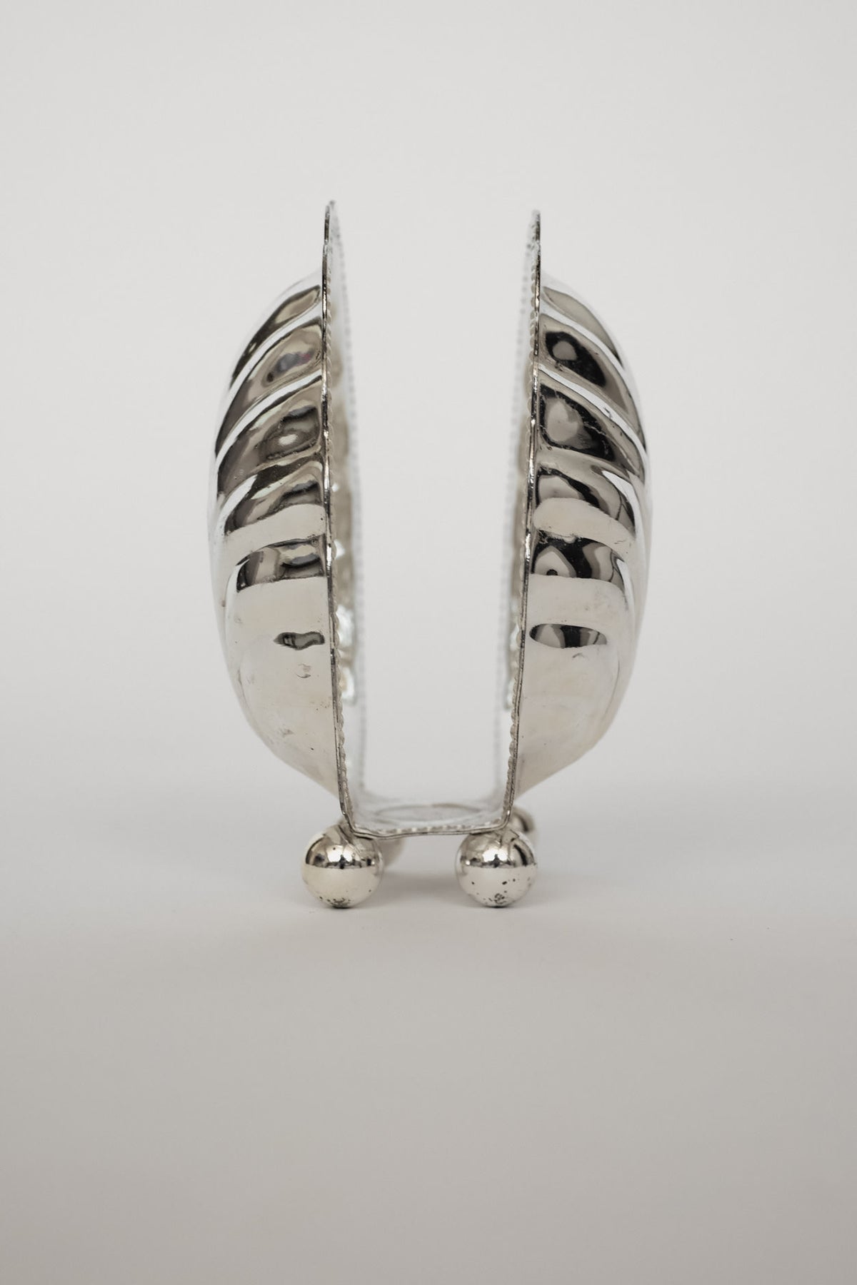 Vintage Silver-Plated Shell Napkin Holder — detail view