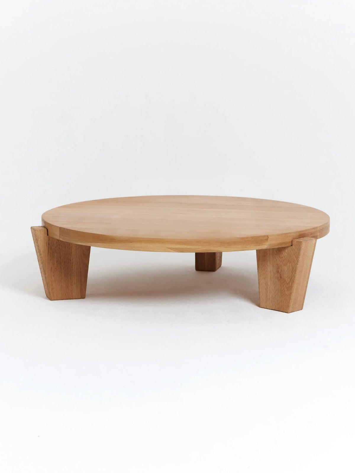 Peniche Coffee Table in Oak — top view of round wooden table