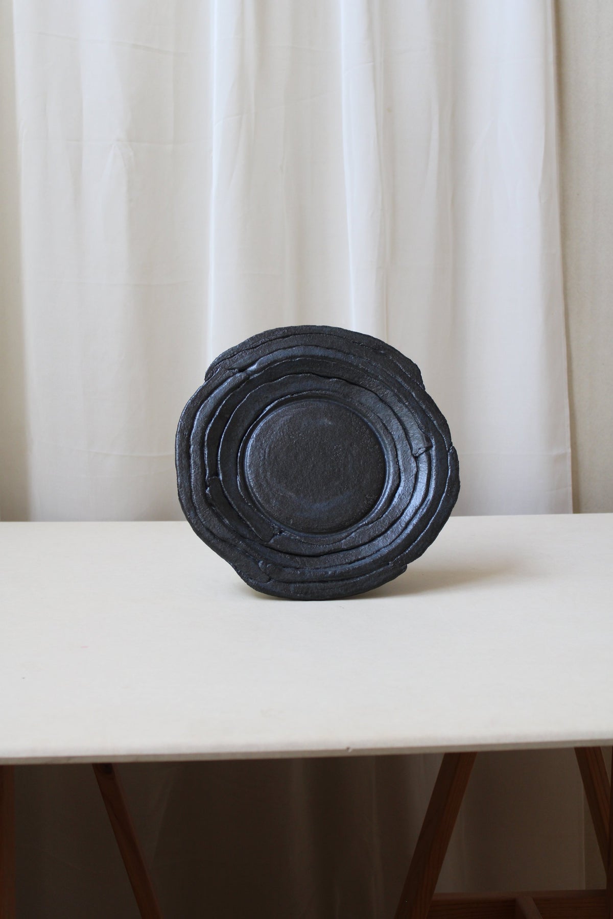 PLAT / SPIRAL NOIR — detail view