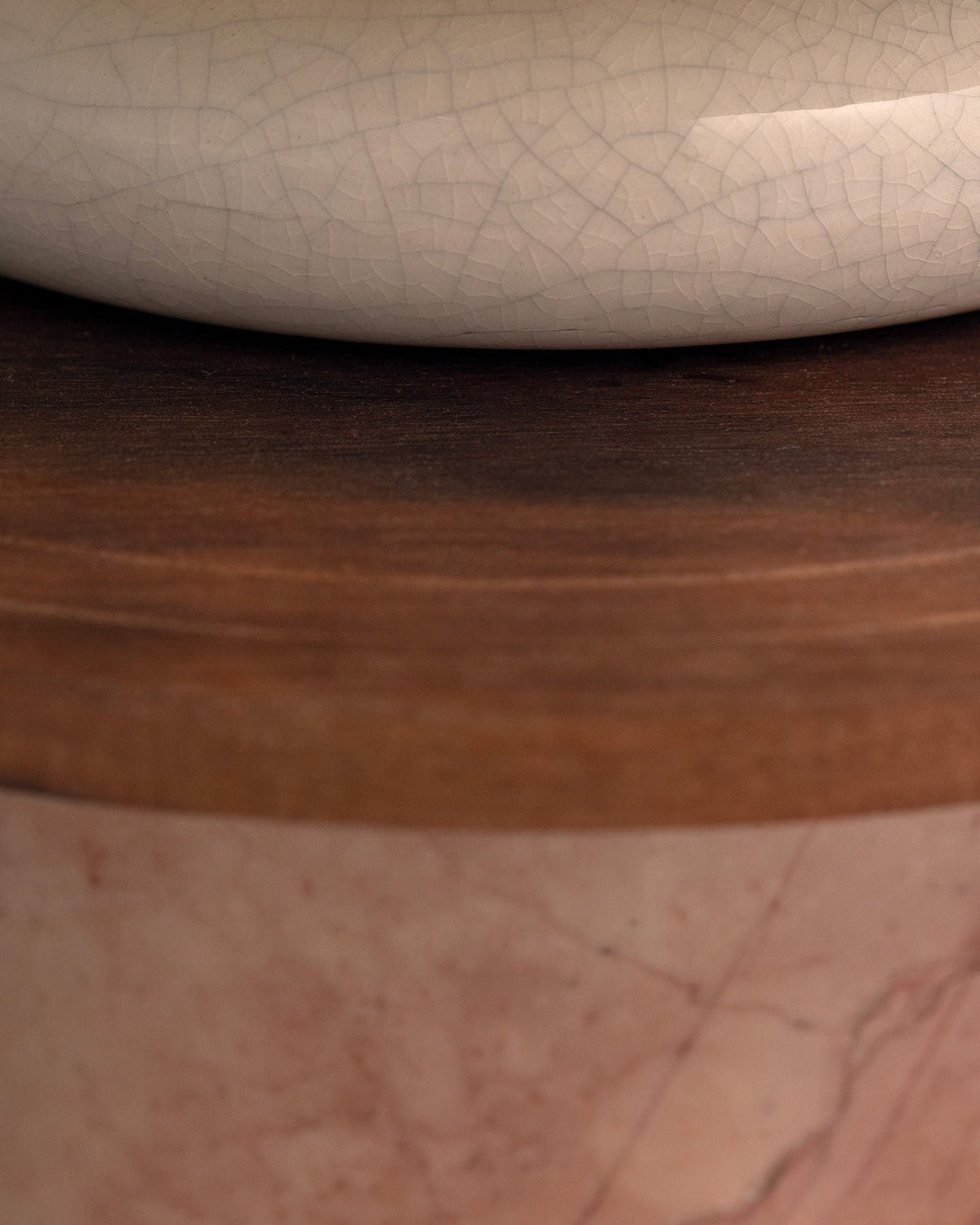 'Peach Charm' Table Lamp — close-up