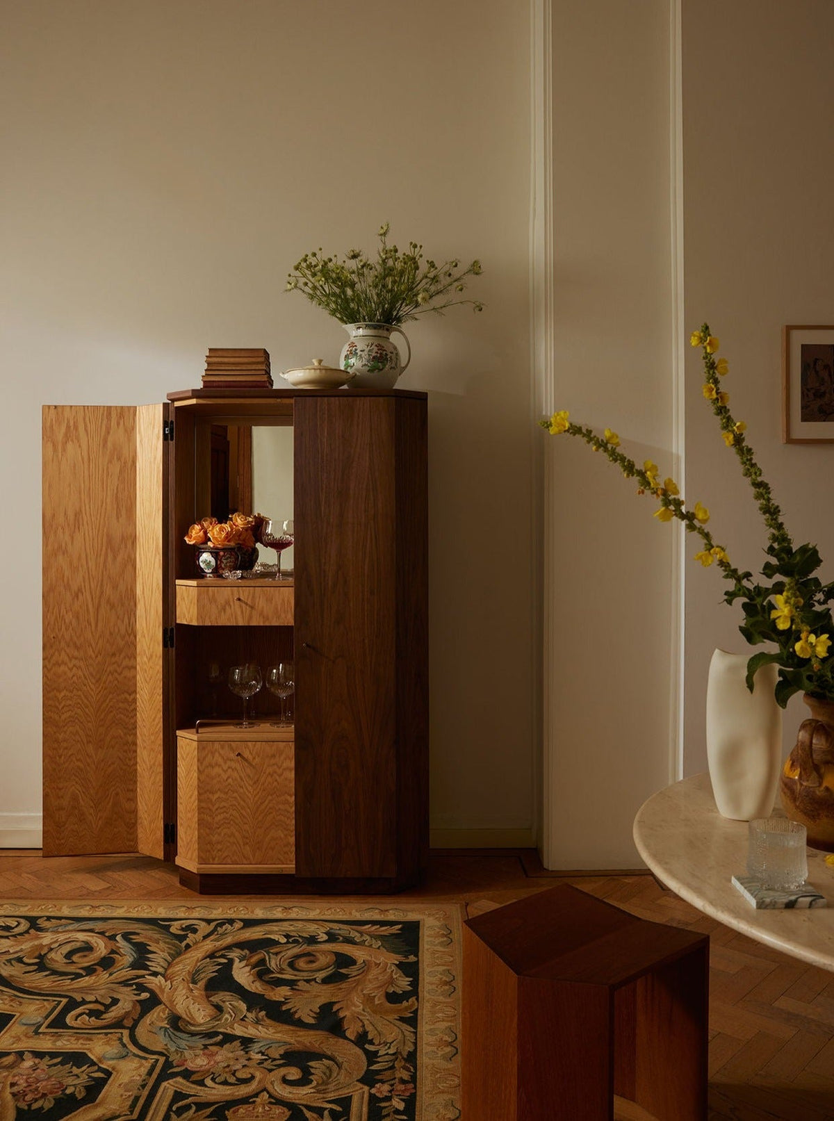 Winston Drinks Cabinet in Walnut and Oak — detail view