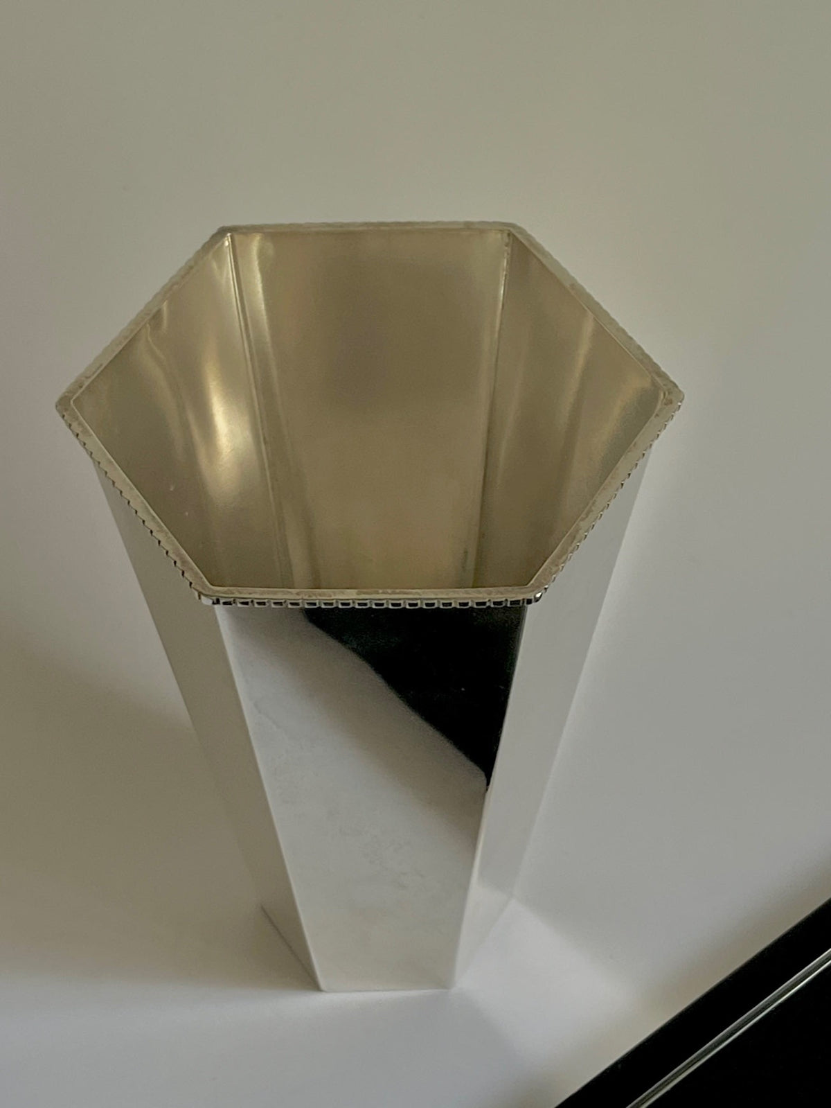 Silver geometric vase by Tage Göthlin - detailed view of faceted form