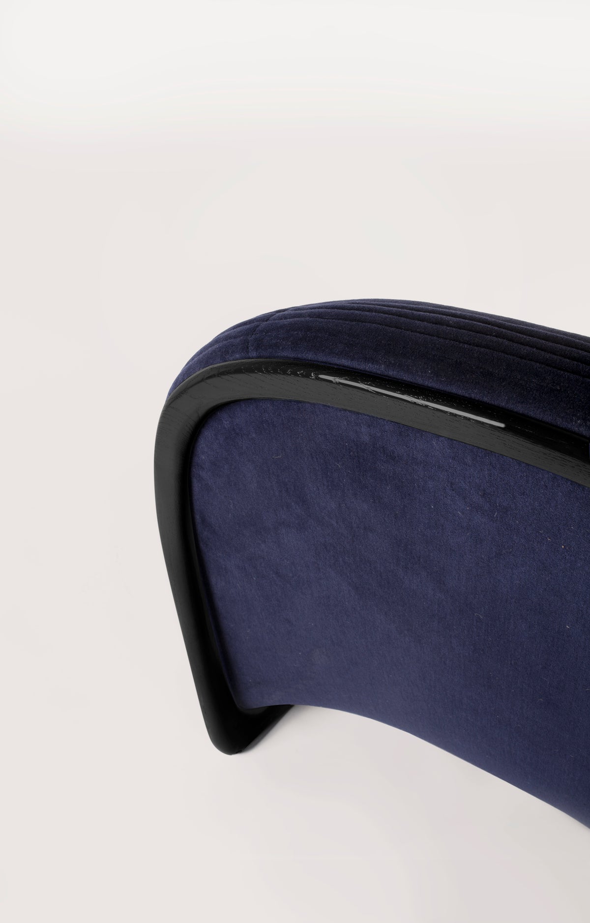 PULSE Armchair Collection du Mobilier National Francais — close-up