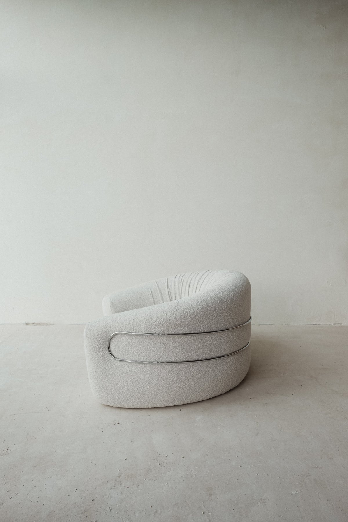 De Pas, D’Urbino & Lomazzi Lounge Chair, Italy 1970s — side angle