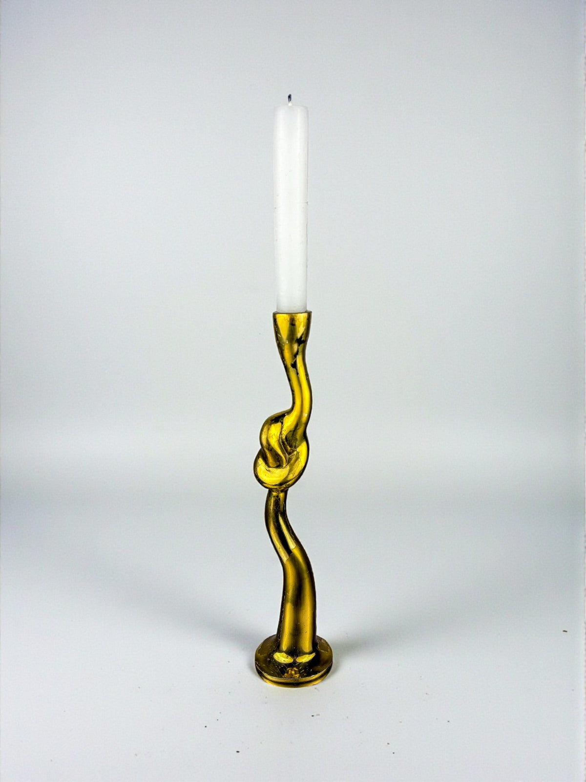 Italian Brutalist Knot candlestick in bronze, 1970's — detail view