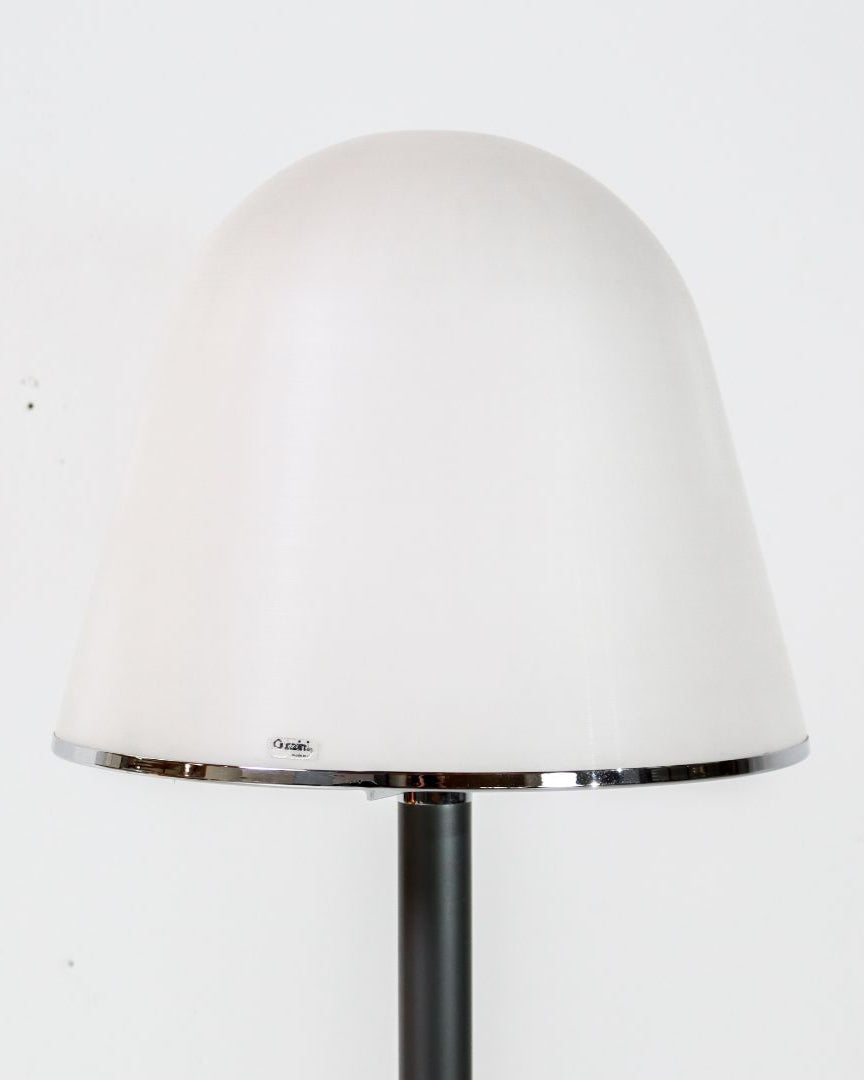 White dome shade detail of Kuala floor lamp by iGuzzini