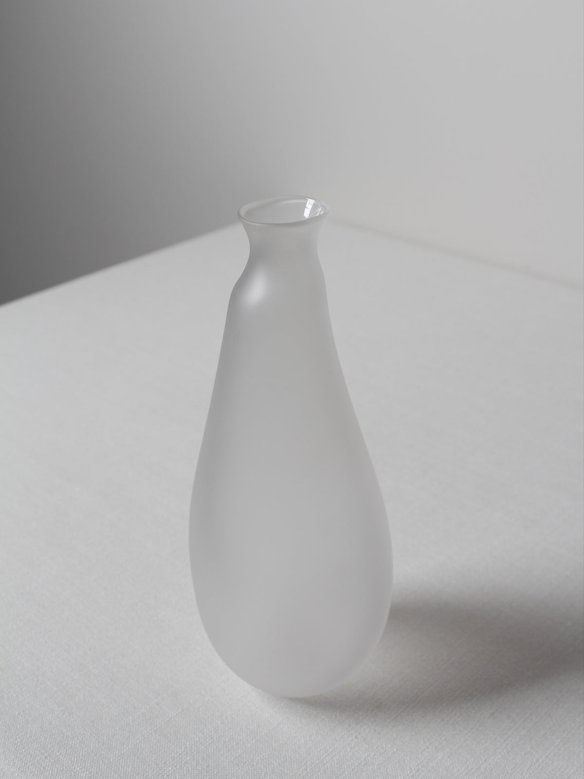 Large Vase in Ghost — detail view
