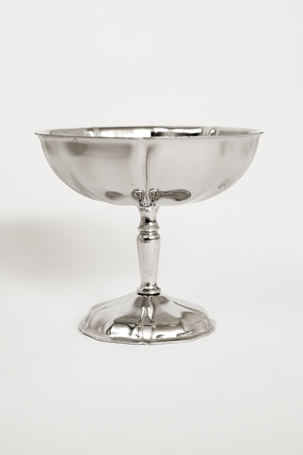 Set of Six Ice Coupes — detail view