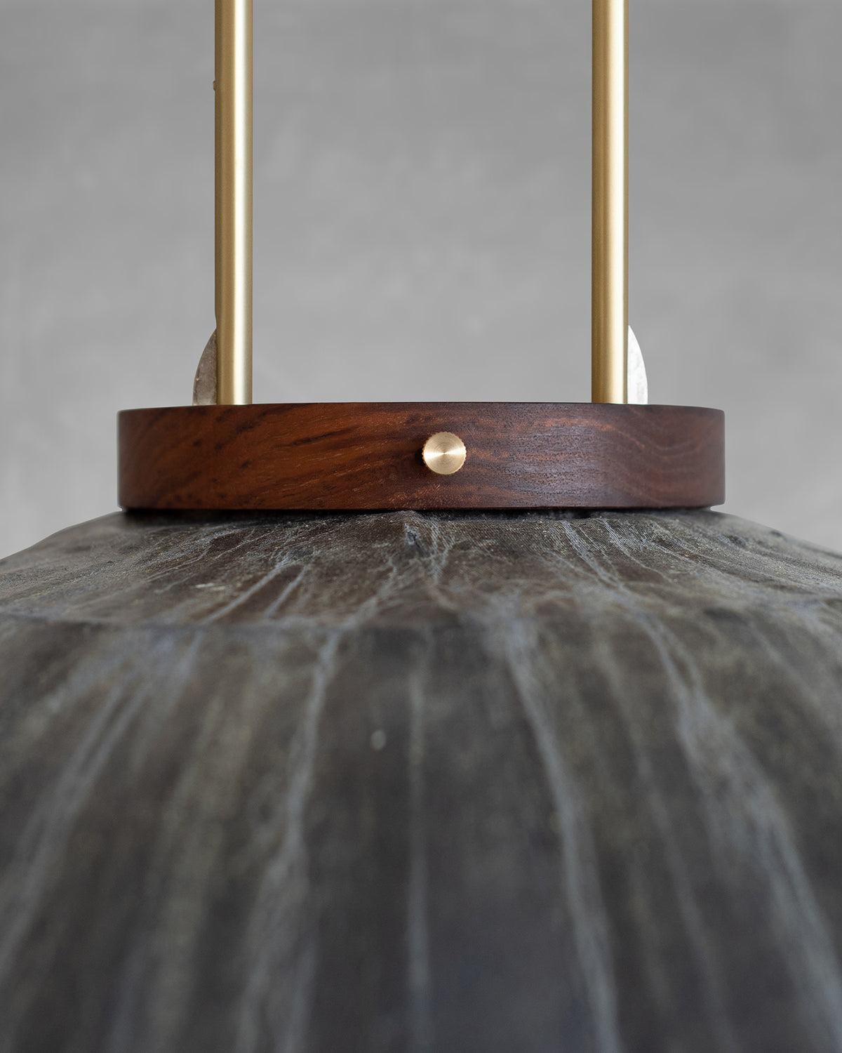 Shui, tuolo shape — side angle