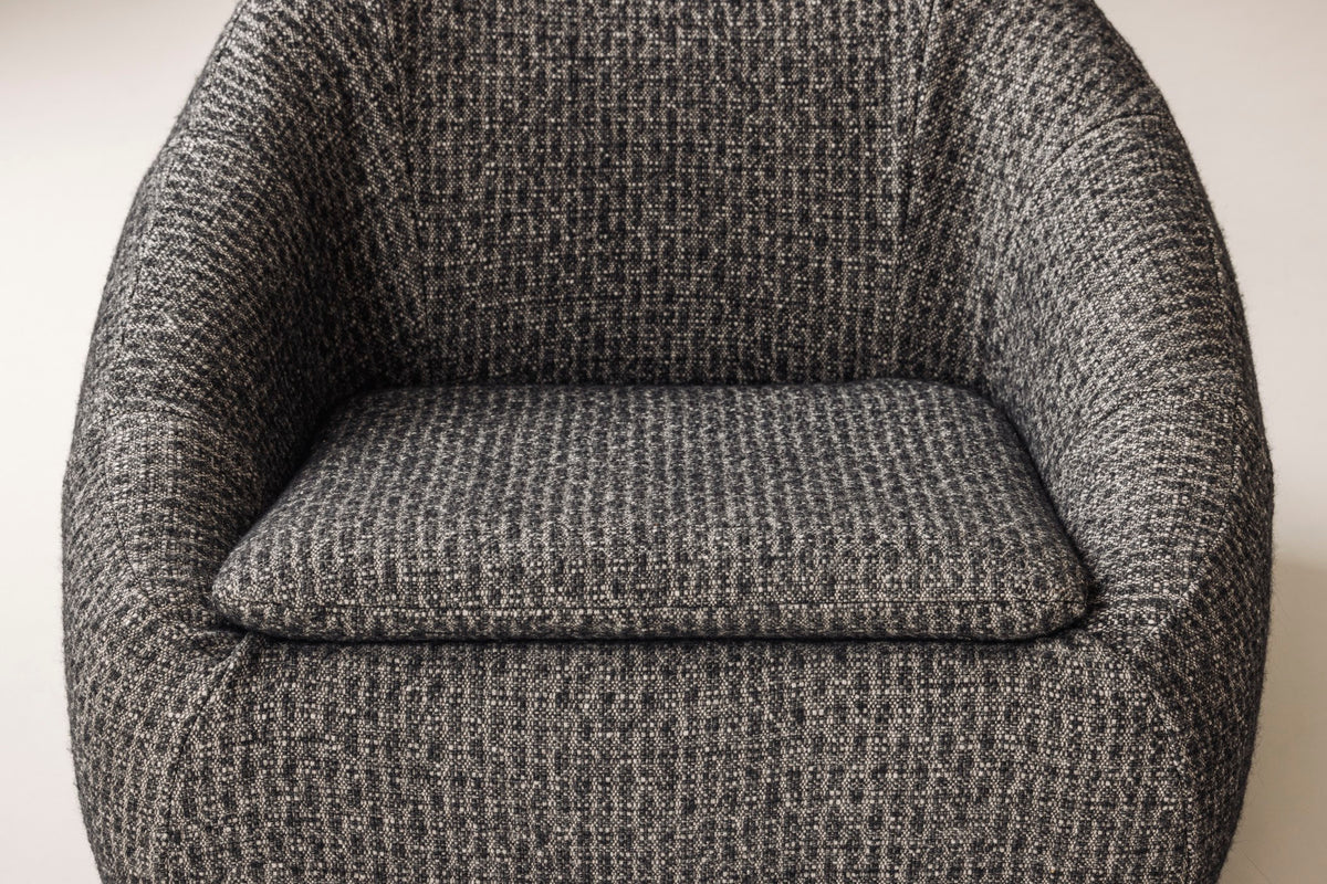Sculptural French lounge chair, 1960s. — alternate view
