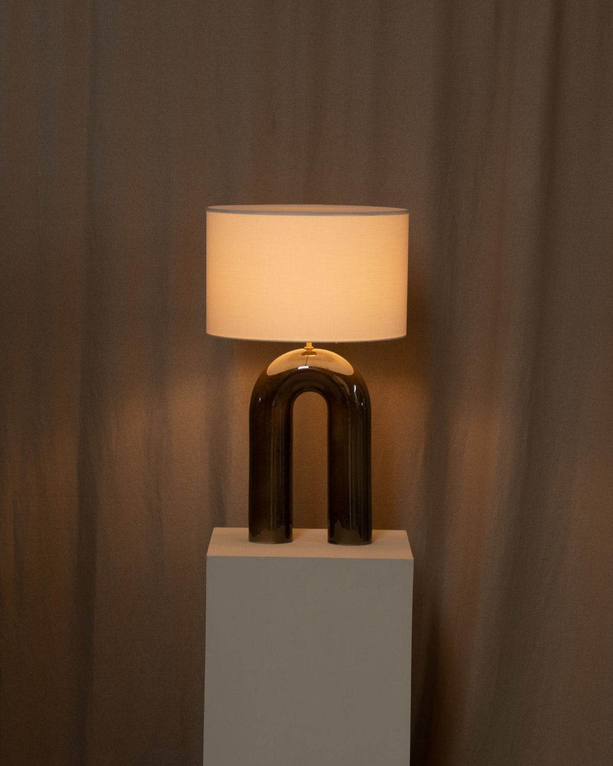 'Arko' Table Lamp in Green Ceramic by Simone & Marcel | The Oblist