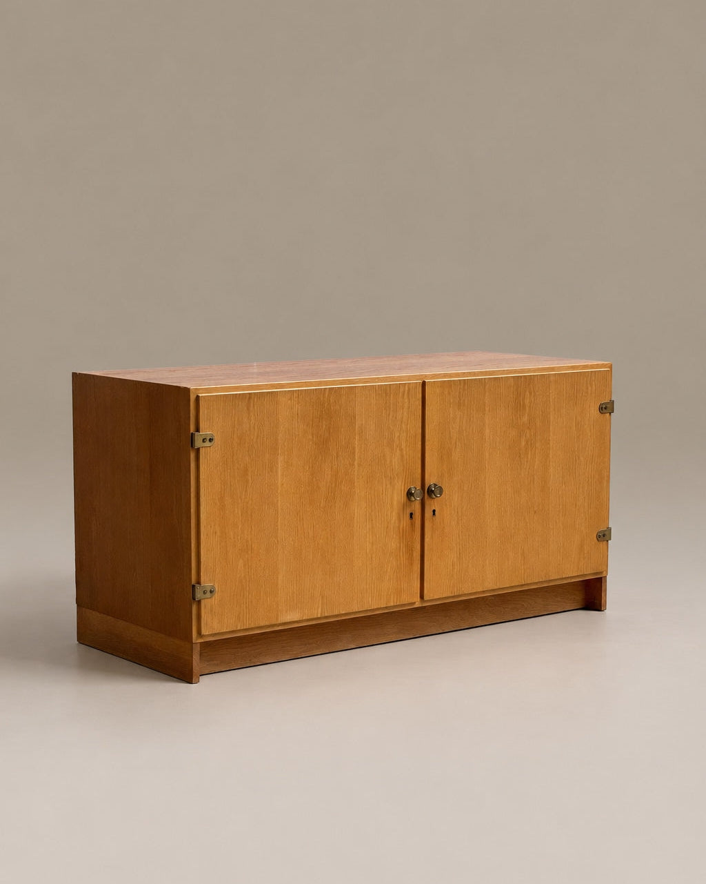 Rare Børge Mogensen Oak Cabinet for Karl Andersson & Söner, 1960s — detail view