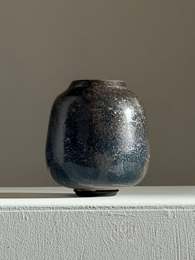 Small porcelain vase by Matthieu Liévois, France, circa 2000 by Figuresdesign | The Oblist