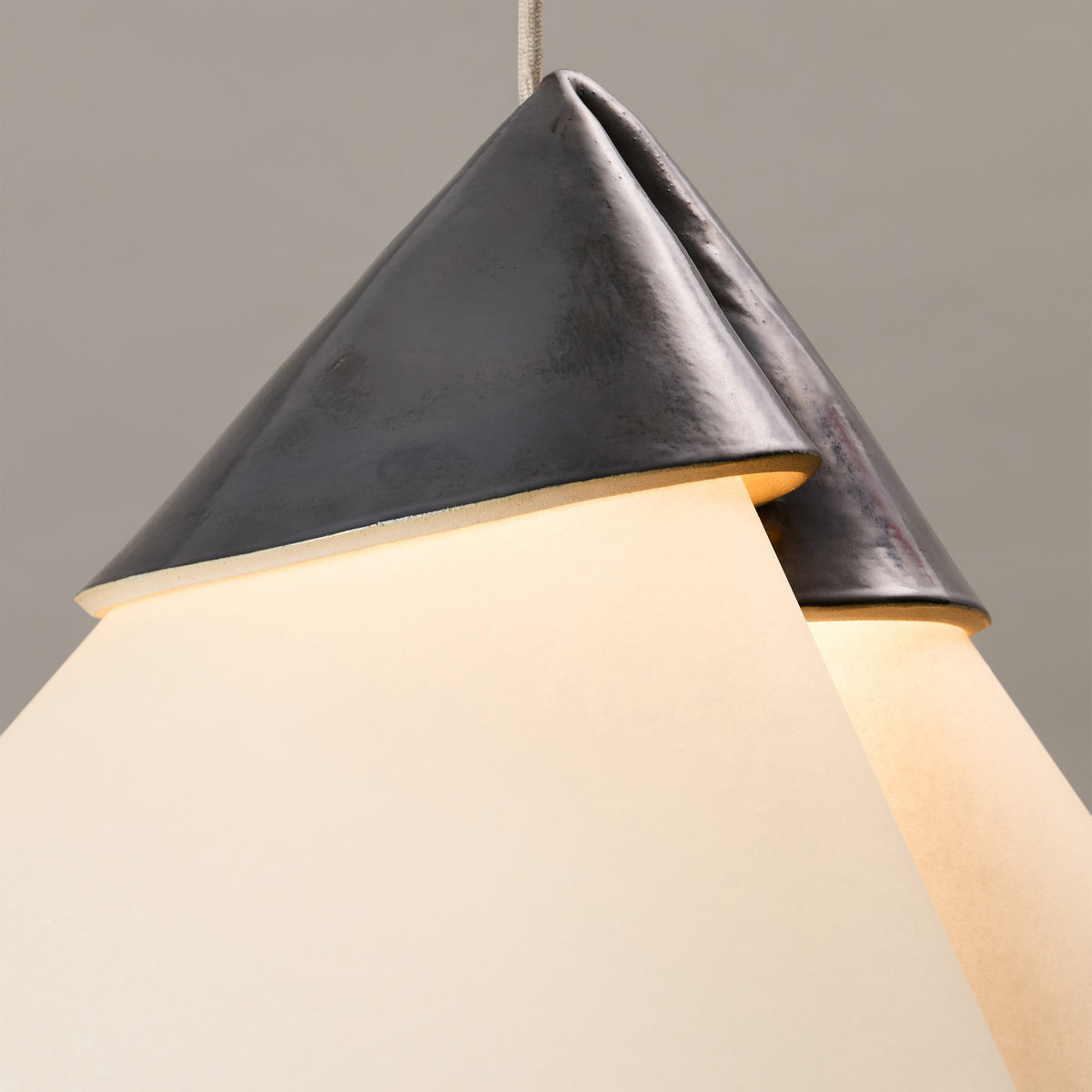 Shayd XL Pendant, Graphite — close-up