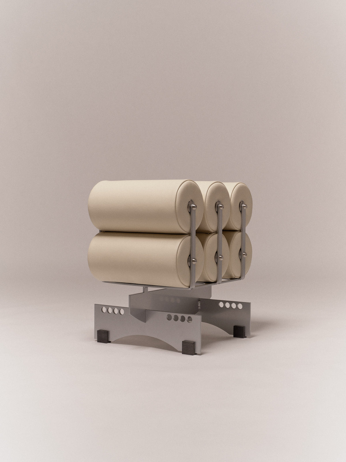 Poggia Alta — close-up of beige padded seat with metal frame