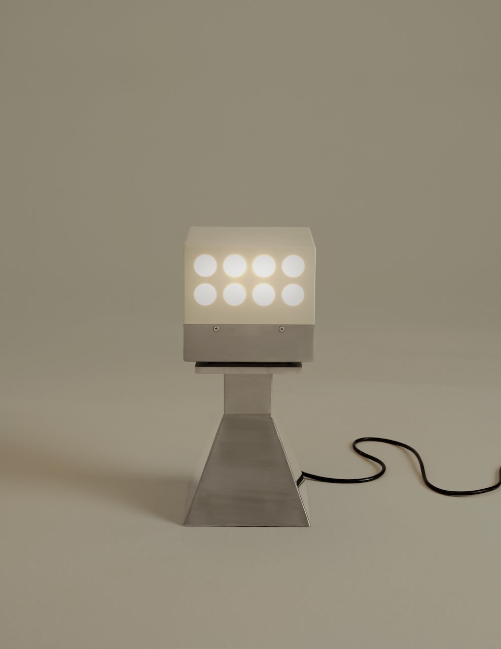 Vardo modern table lamp with illuminated LED grid by Animate Objects