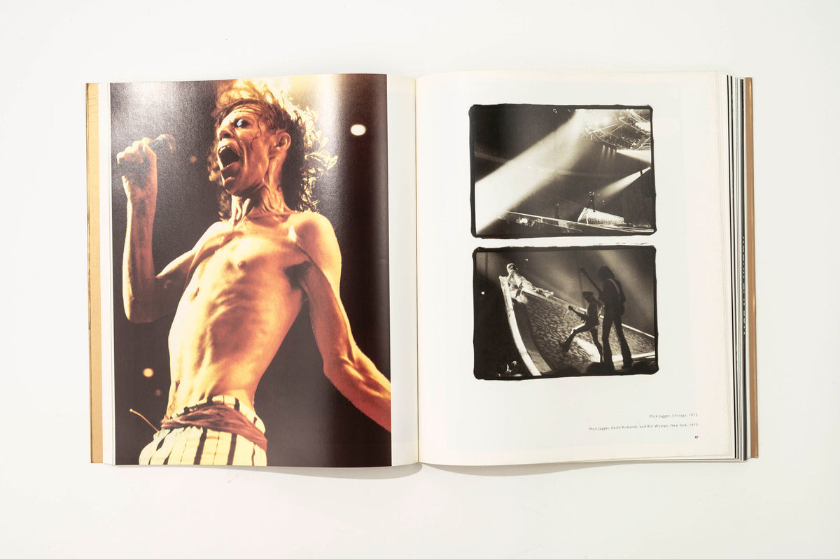 Annie Leibovitz: Photographs 1970-1990, 1992 Art Book — close-up