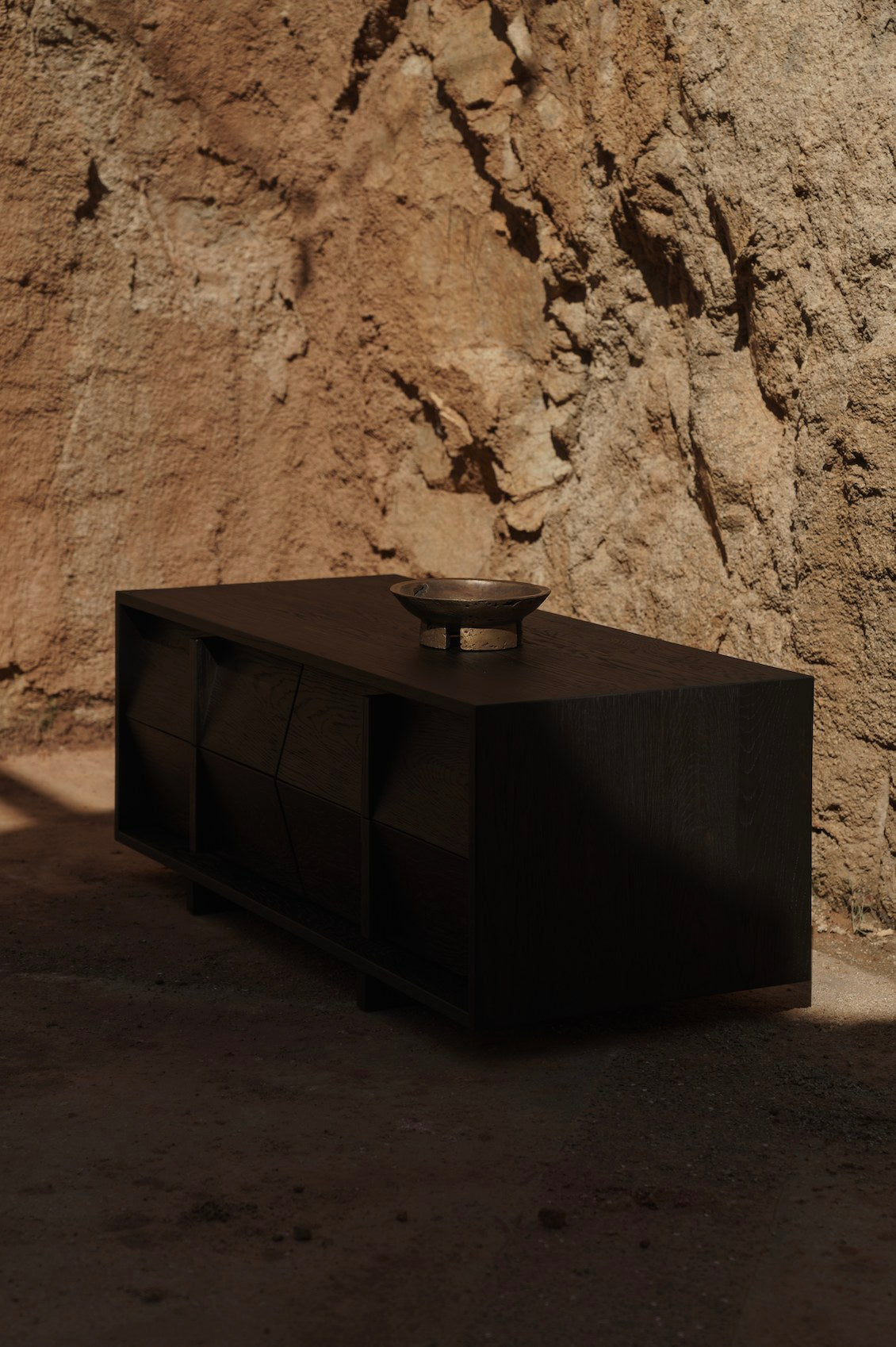 Teneo Bowl (Aluminum or Bronze) by Deceres Studio | The Oblist
