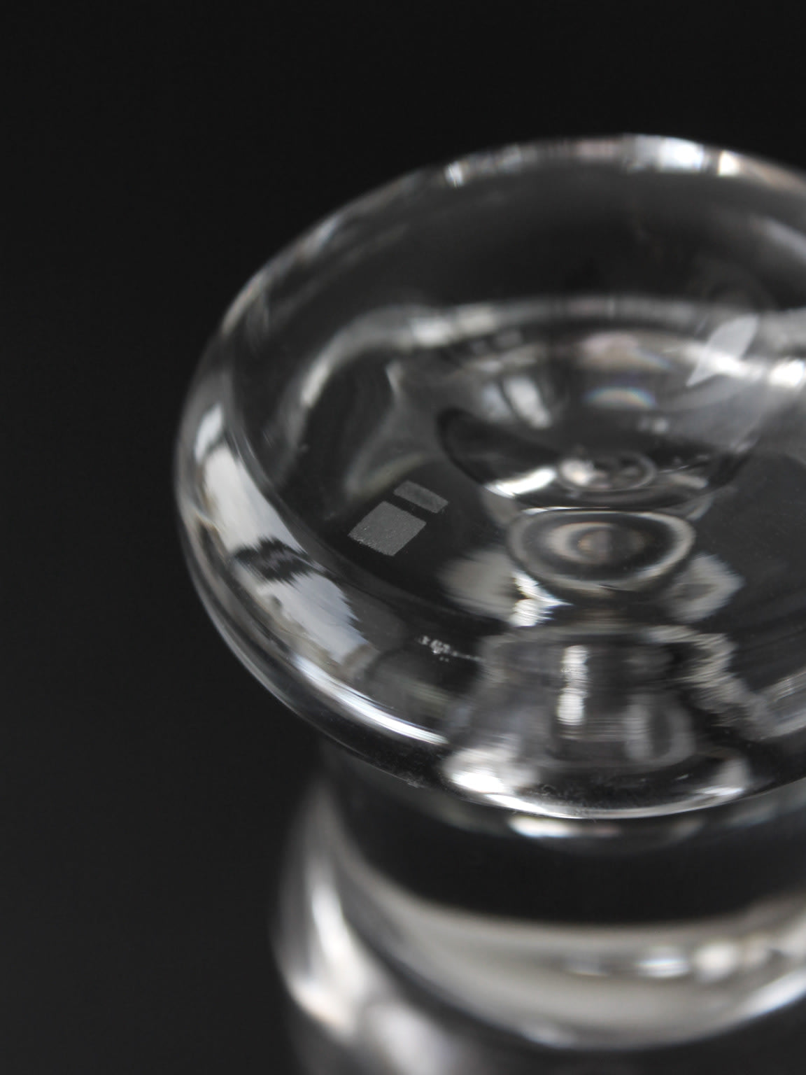 Tapio Wirkkala bubble glass detail showing curved glass texture