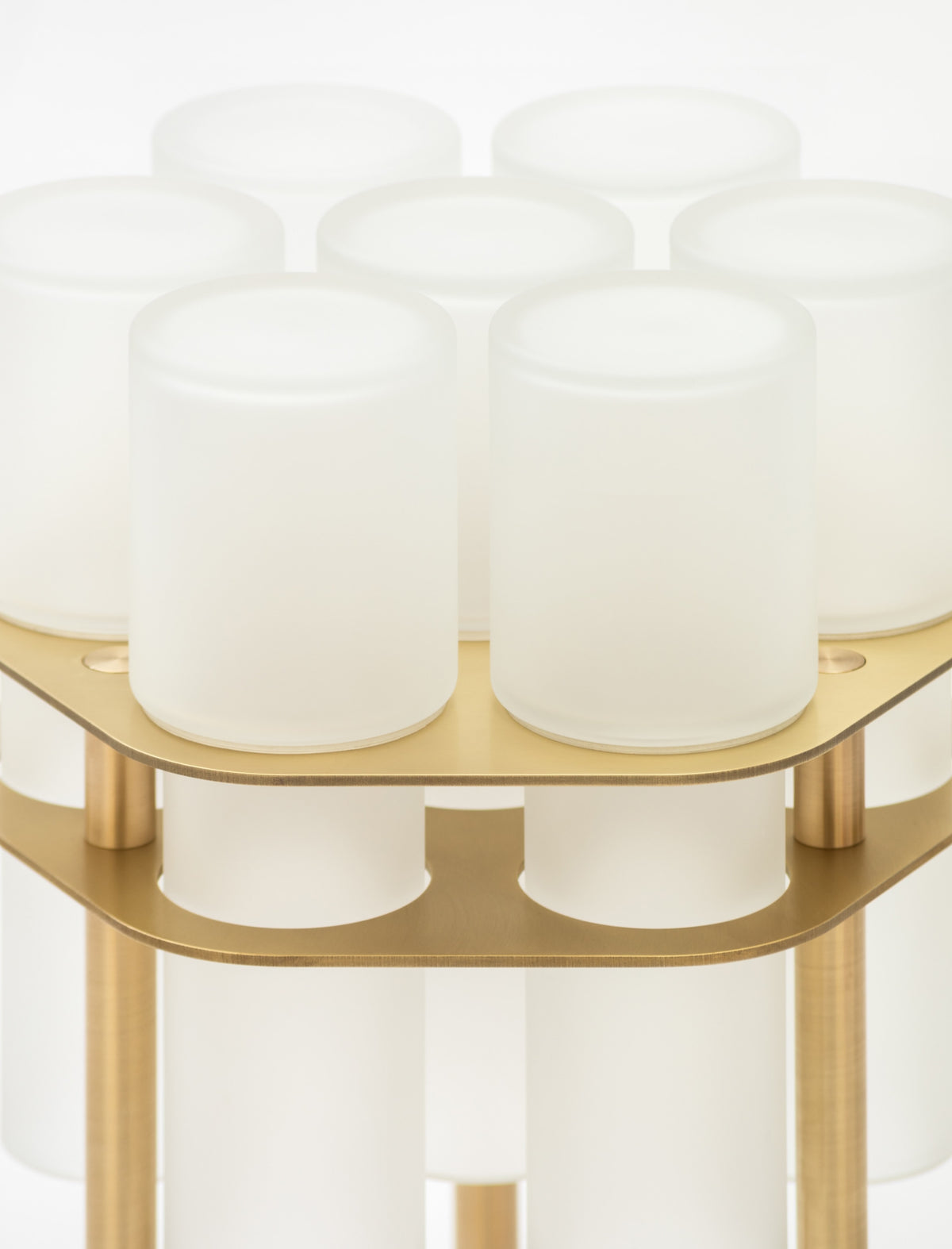 SkLO Field 7 Side Table - Olivin Glass , Brushed Brass — view 9