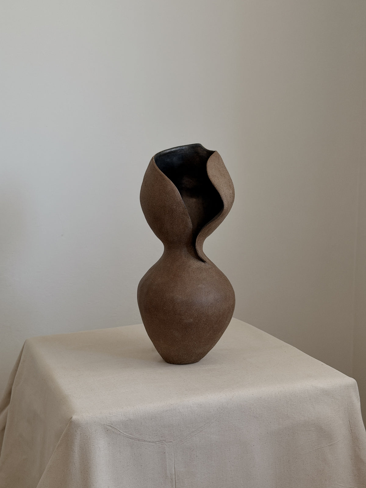 Sculptural Vase in Ceramic | Japandi Style Ceramic Sculpture — detail view
