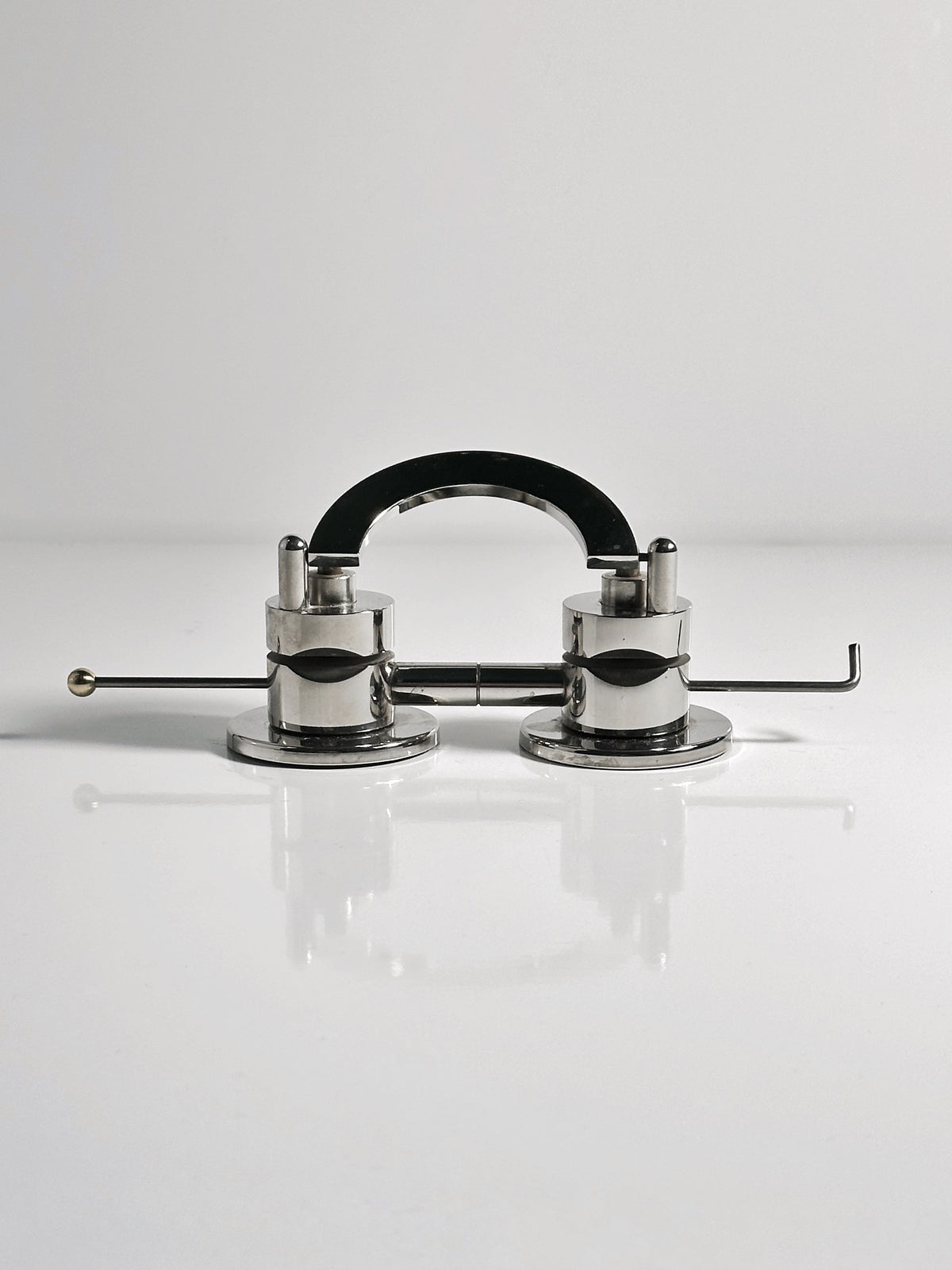 Chrome Art Deco desk set with black handle and extending arms