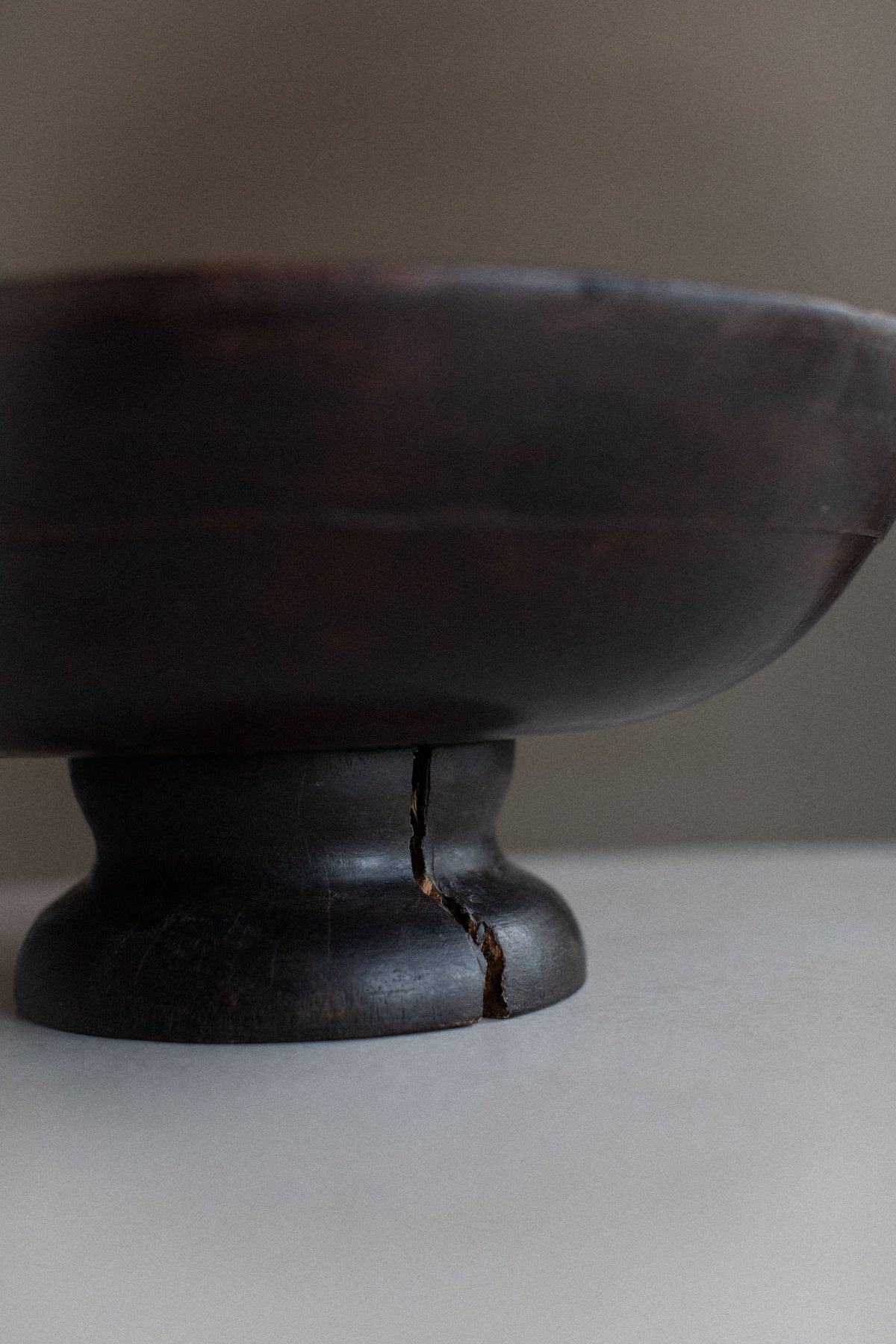  Natural wood grain Japanese bowl with smooth, polished finish