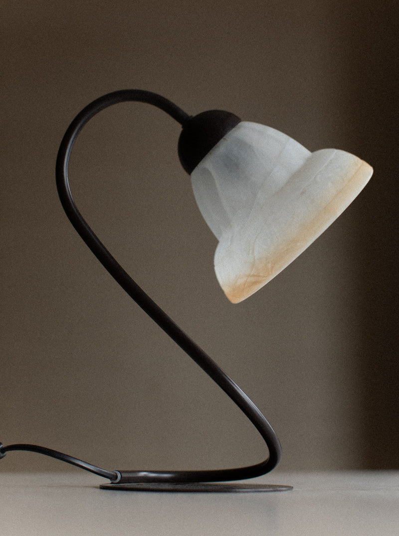 Murano desk lamp in elegant blown glass with gold accents