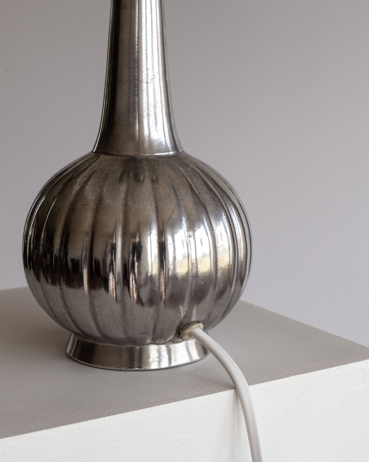 Art Deco pewter table lamp ribbed bulbous base detail
