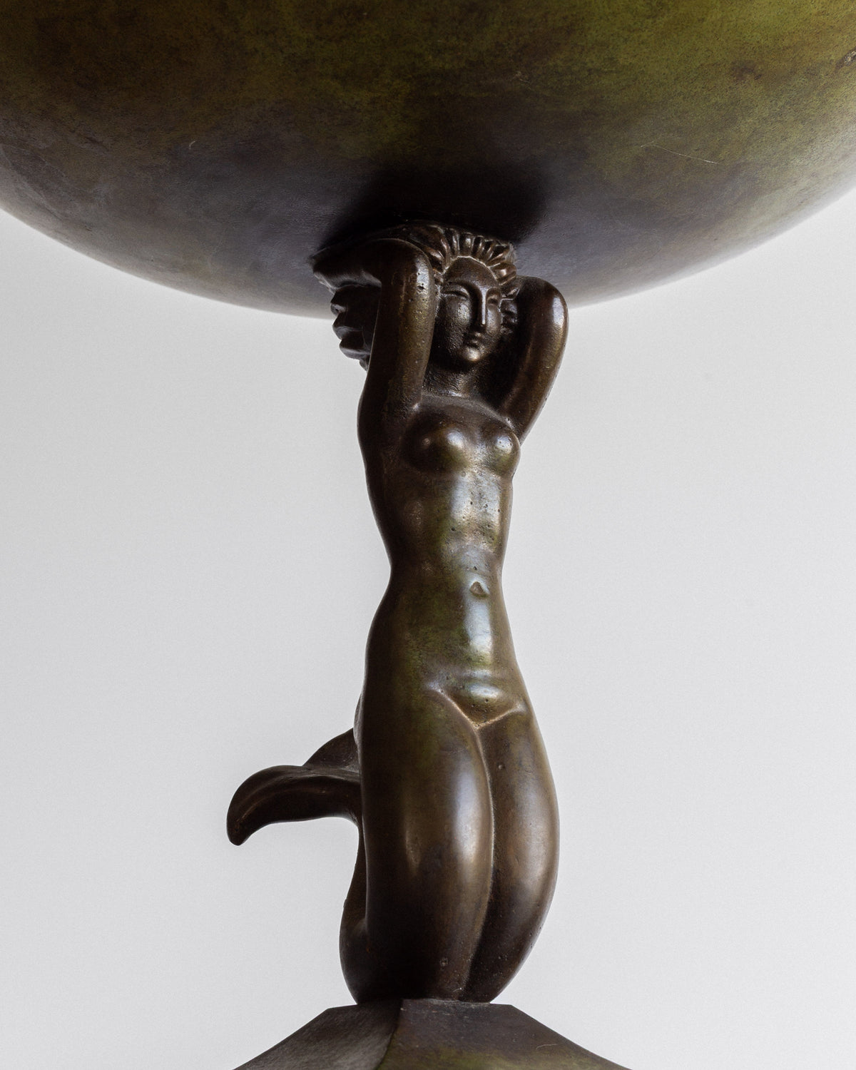 Bronze Art Deco bowl supported by elegant mermaid figure detail