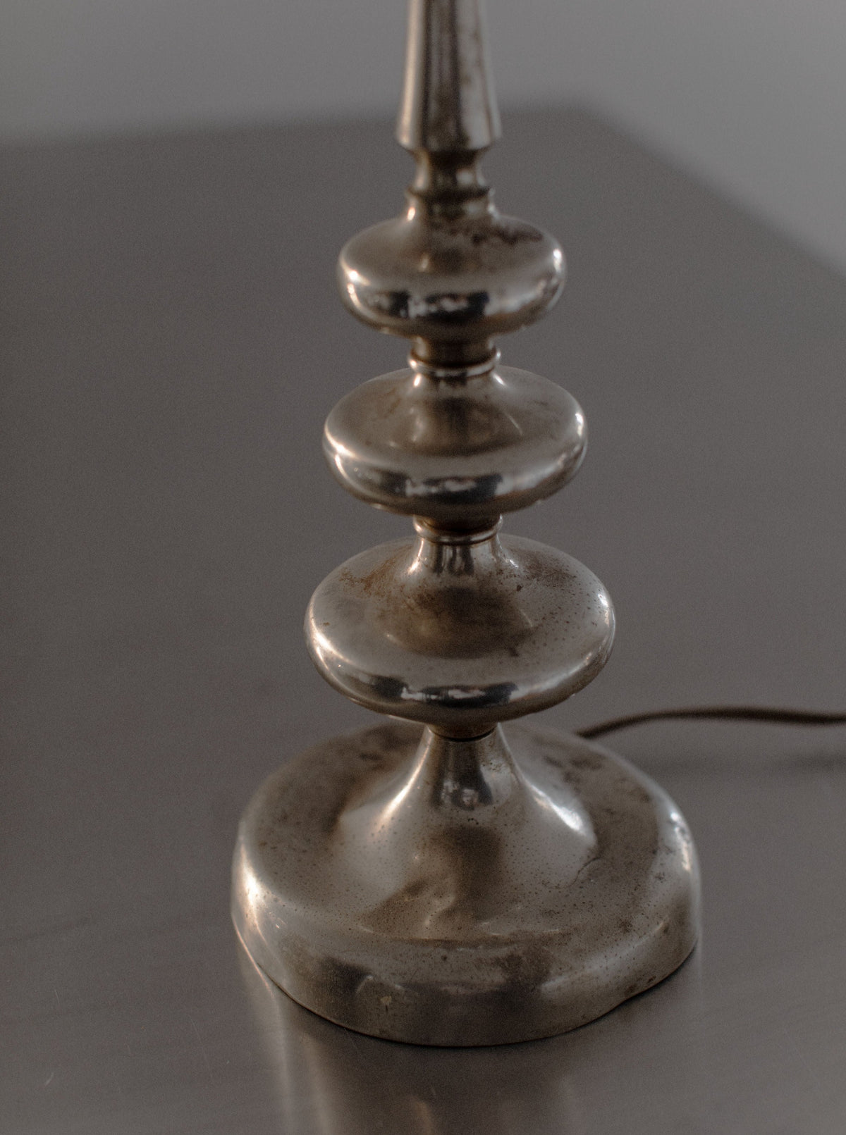 Antique 1930's Table Lamp with brass finish and floral motif