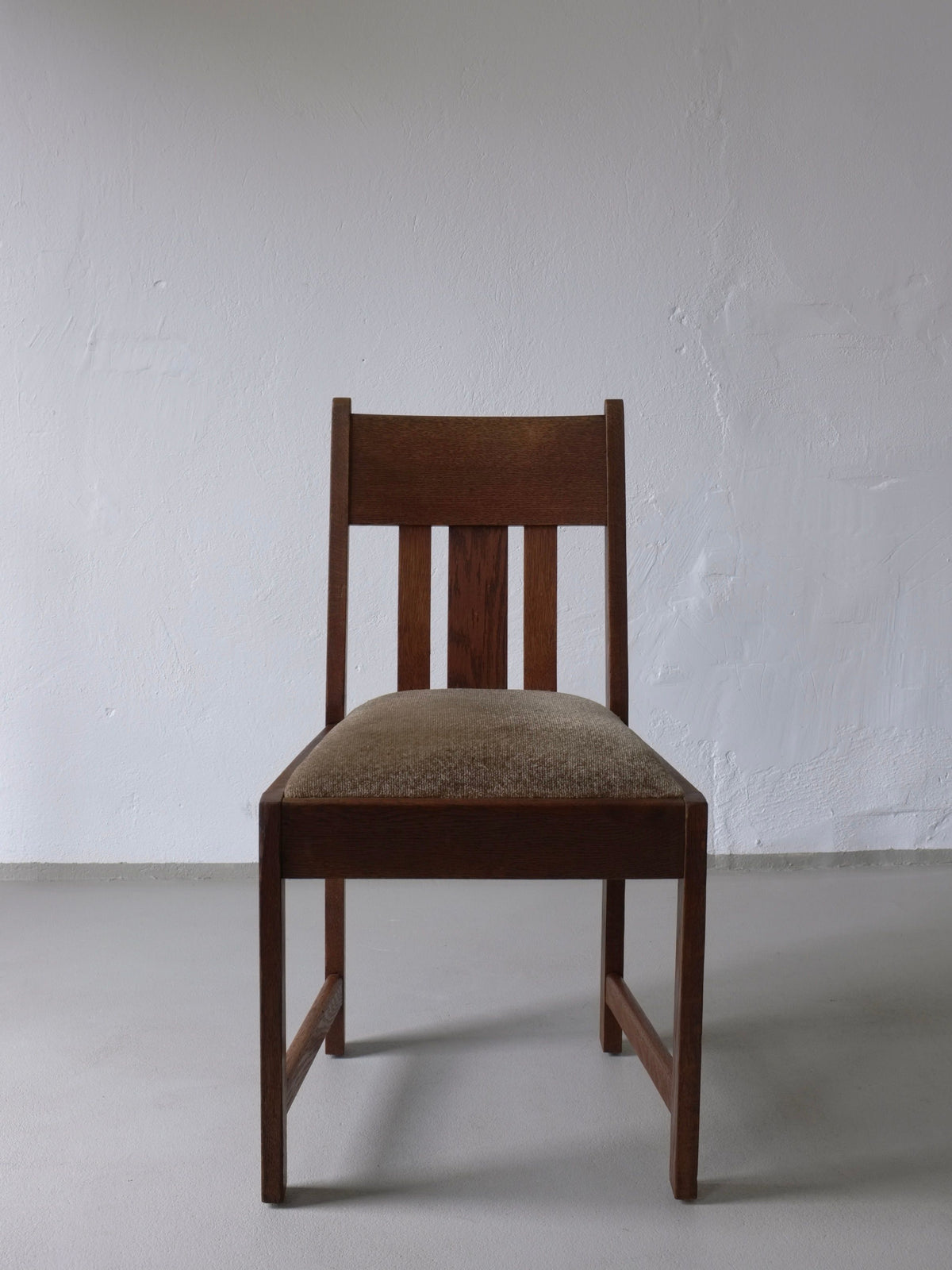 Arts & Crafts oak dining chair with upholstered seat, 1910s