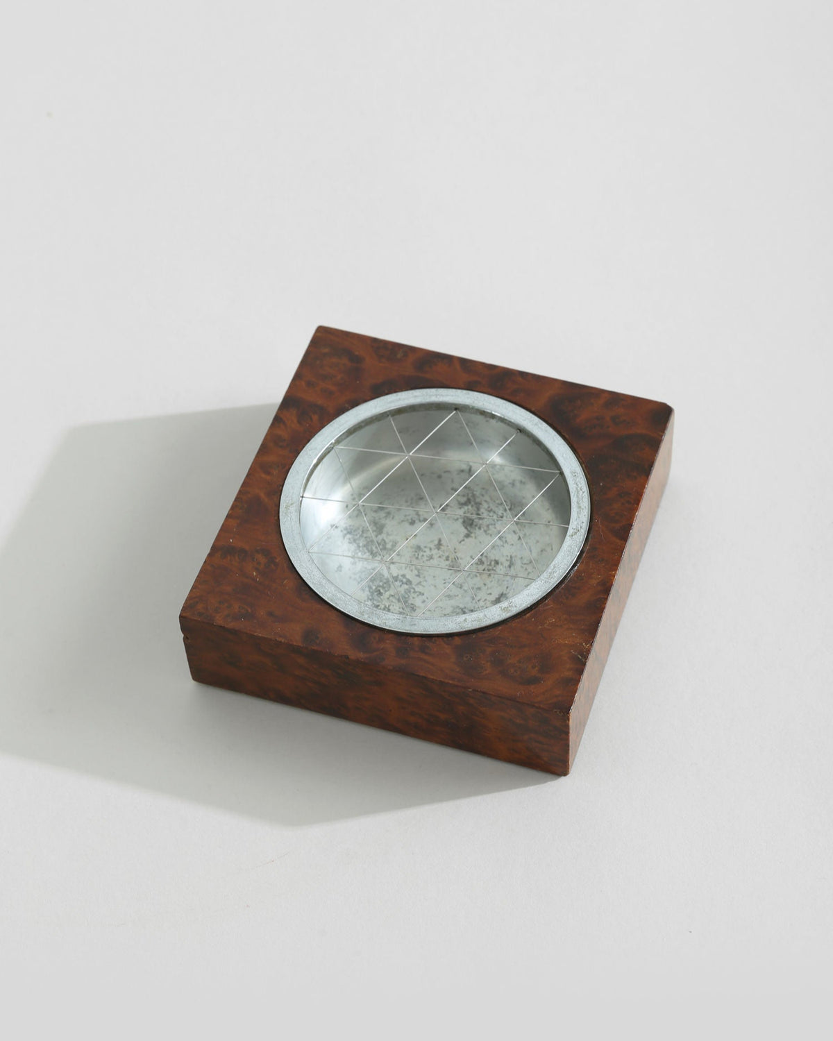 Burl wood ashtray with etched glass insert, mid-century design
