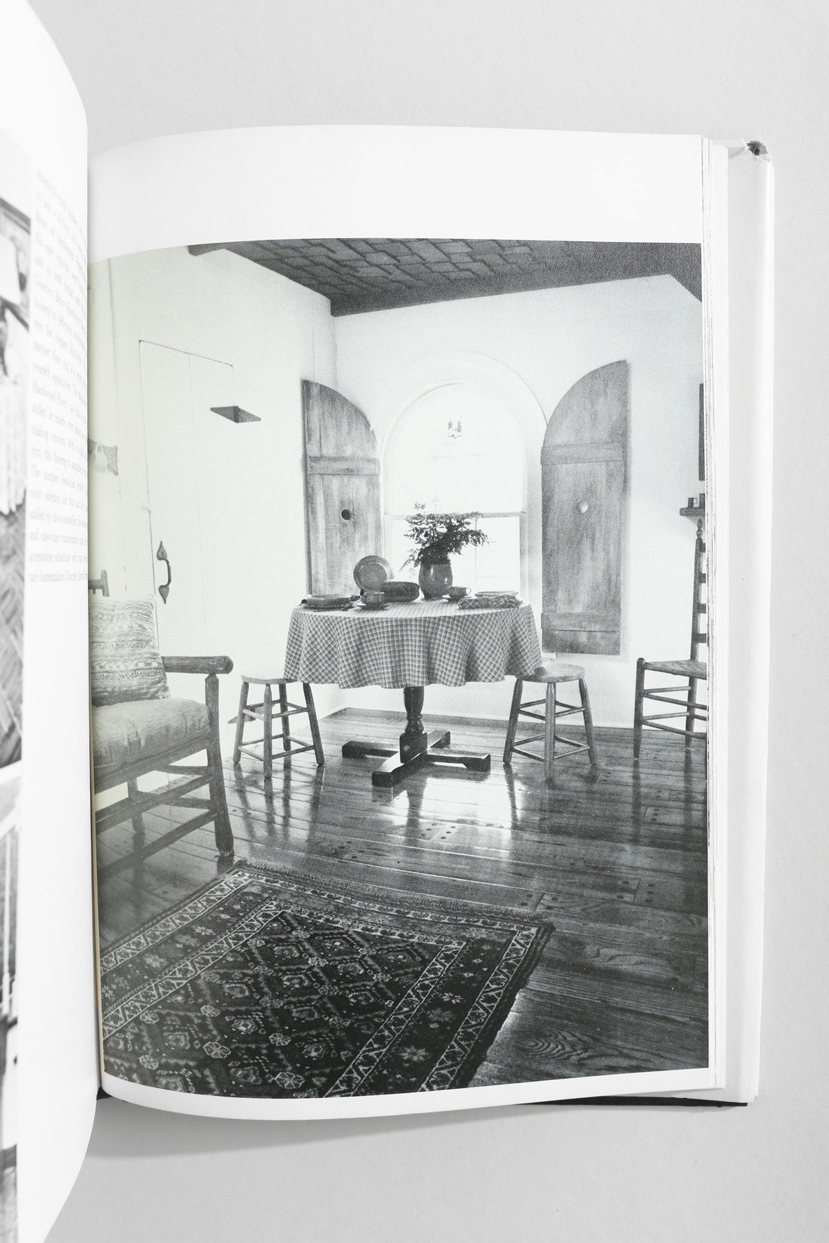 Early American Decorating book interior page showing colonial dining room