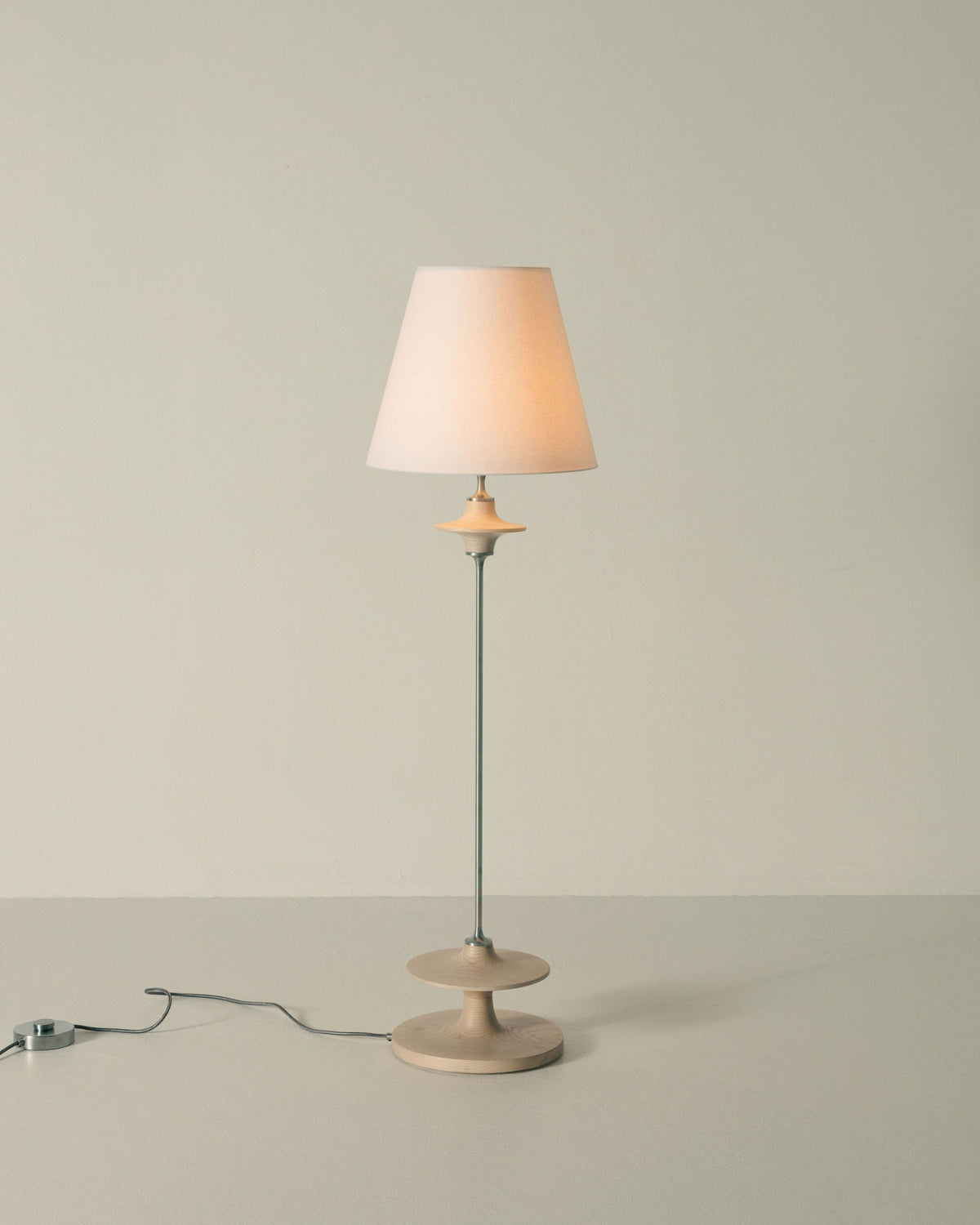 Hour Agathis Floor Lamp by Snelling Studio | The Oblist
